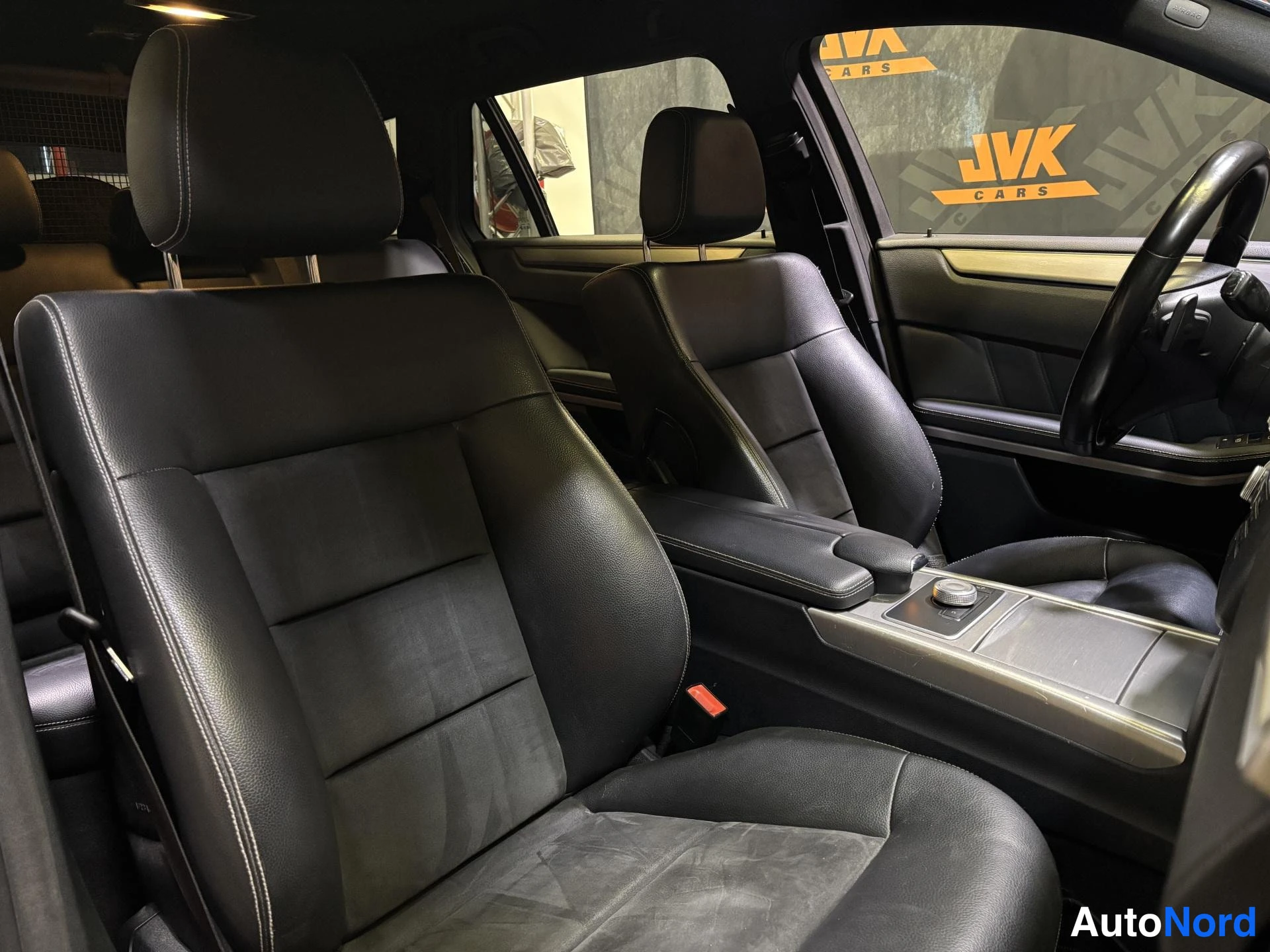 Grey Mercedes-Benz E 2010, front seats, photo 9