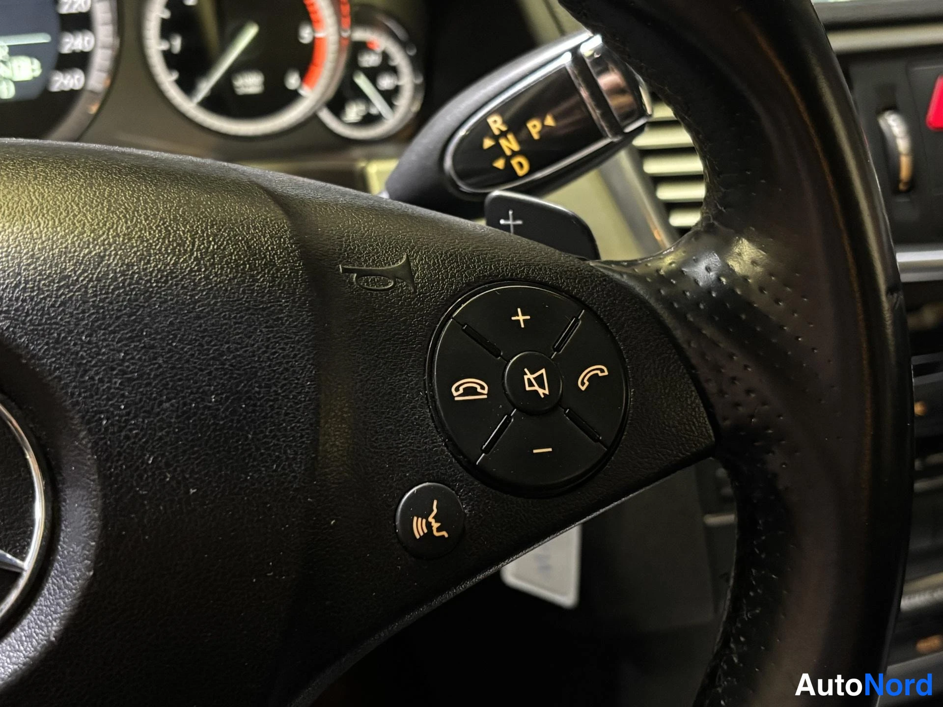 Grey Mercedes-Benz E 2010, photo 19