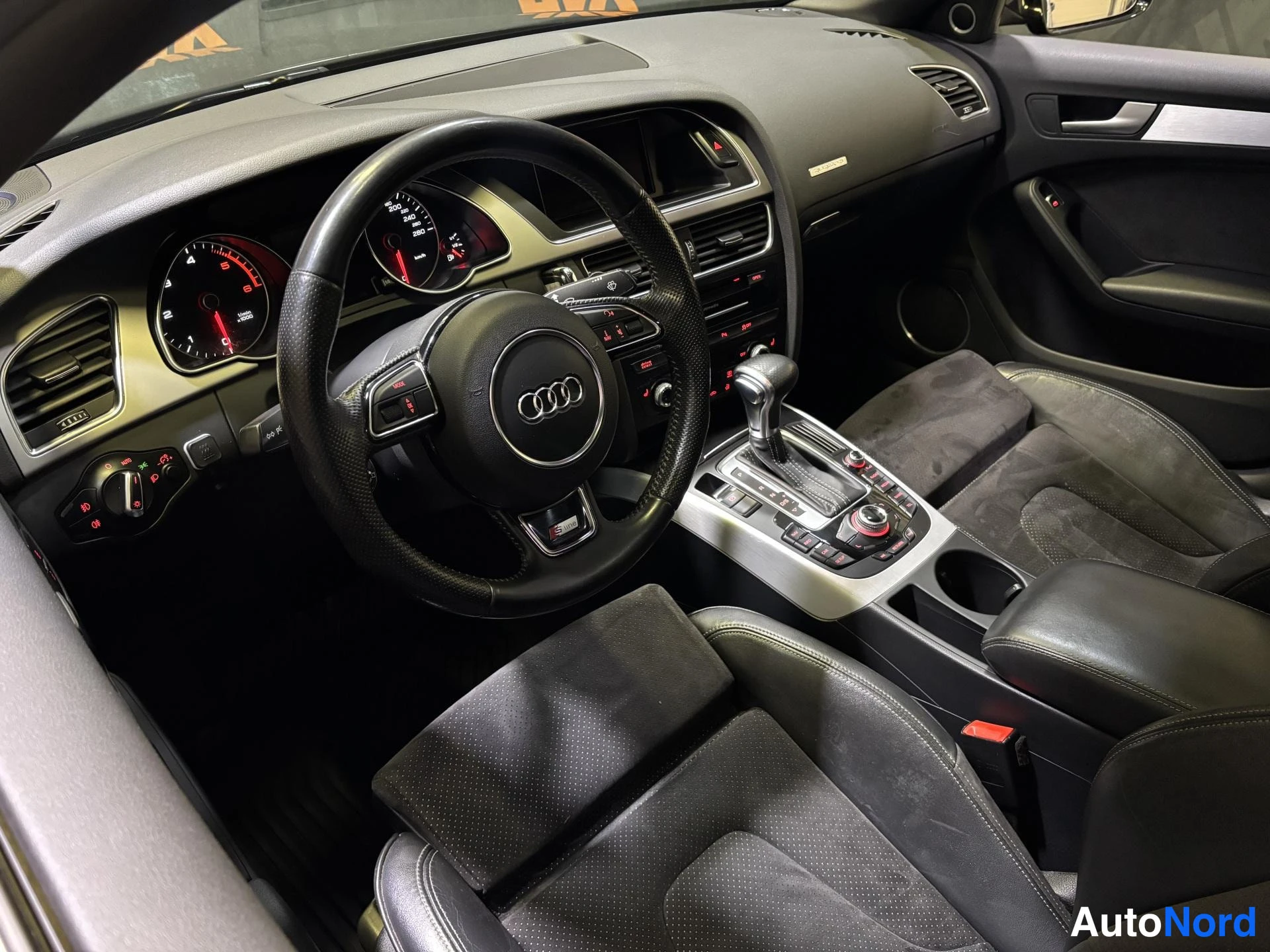Black Audi A5 2012, cockpit, photo 7