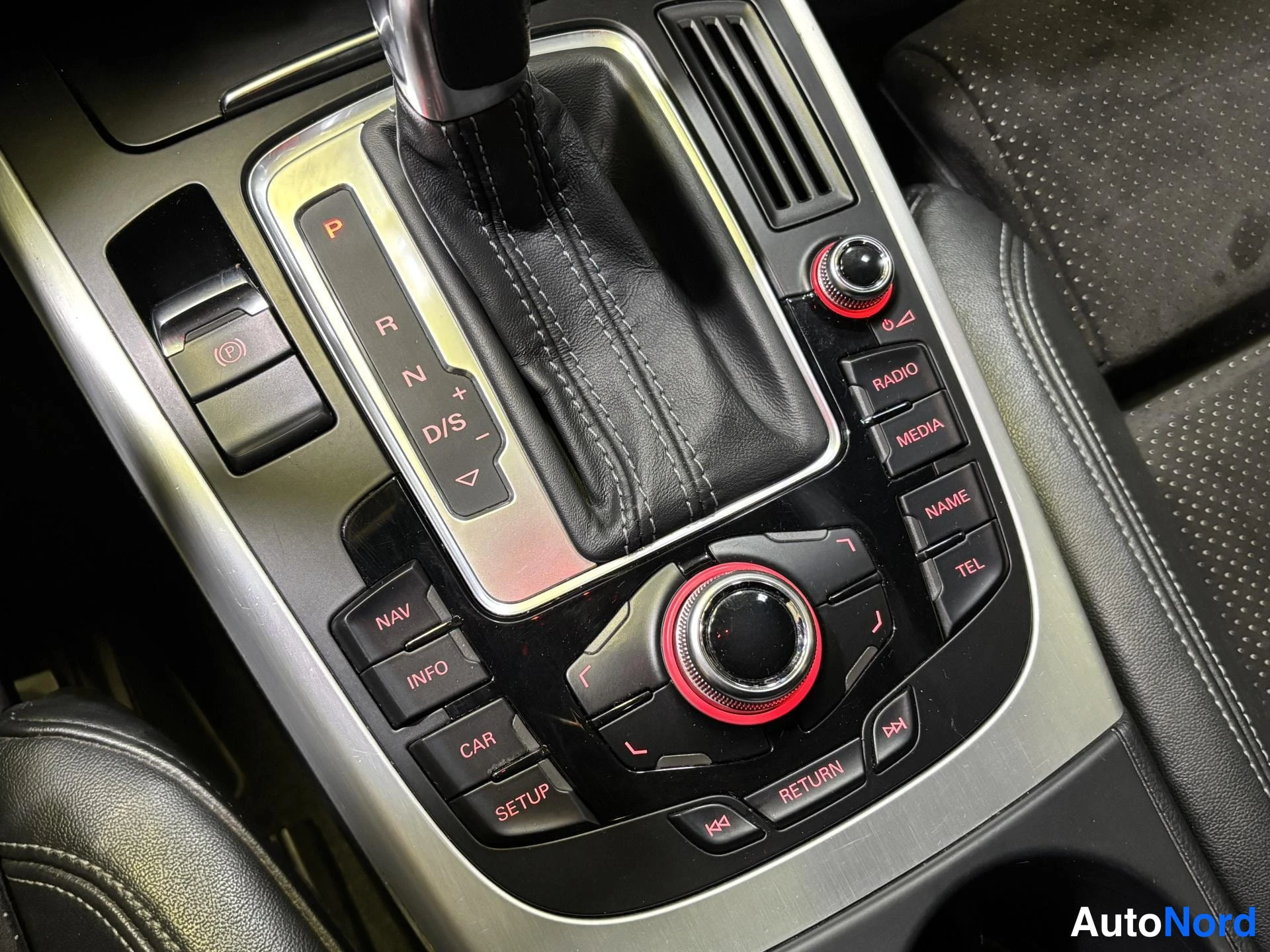 Black Audi A5 2012, detail, photo 17
