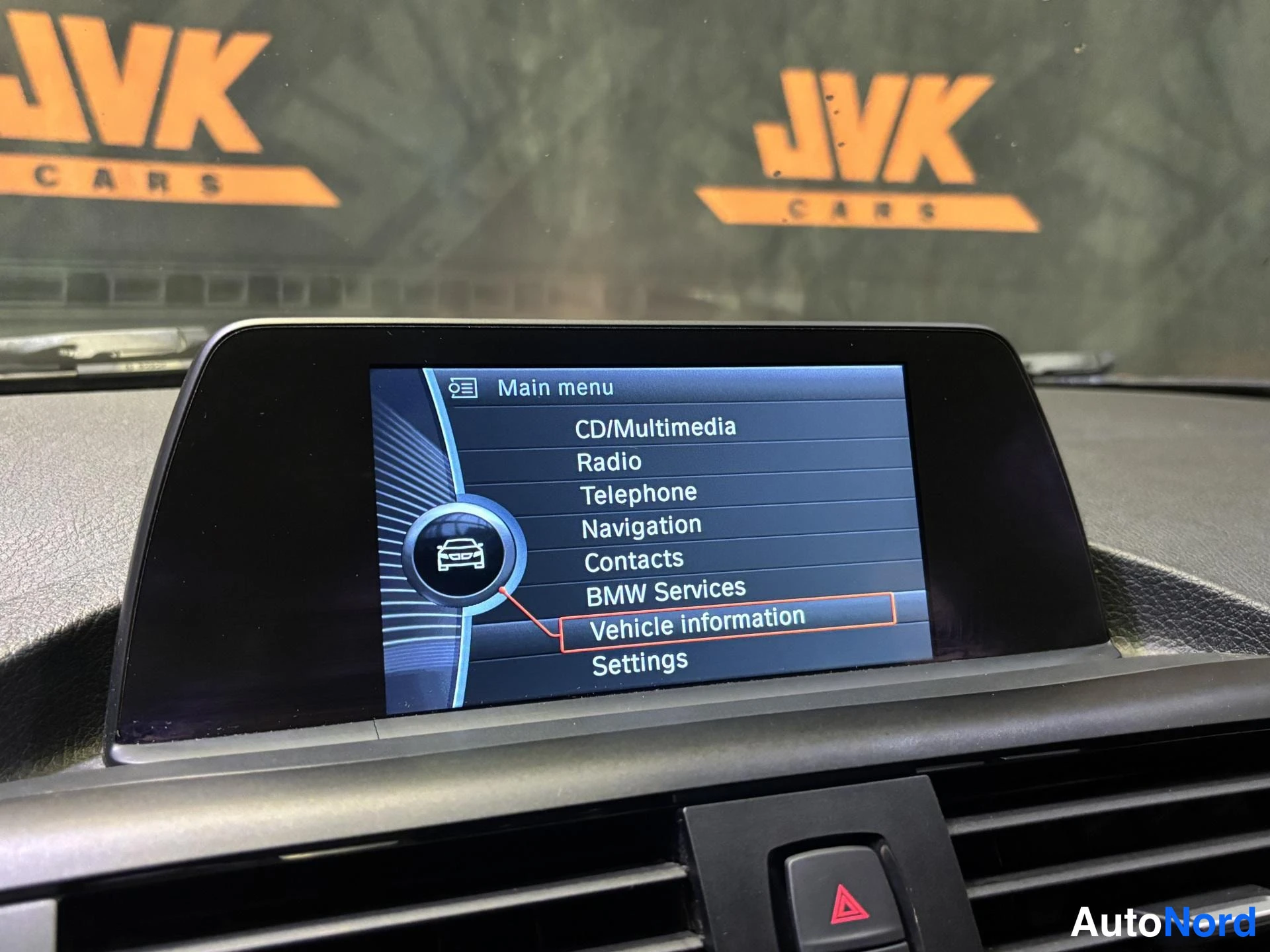 Black BMW 116i 2013, detail, photo 16