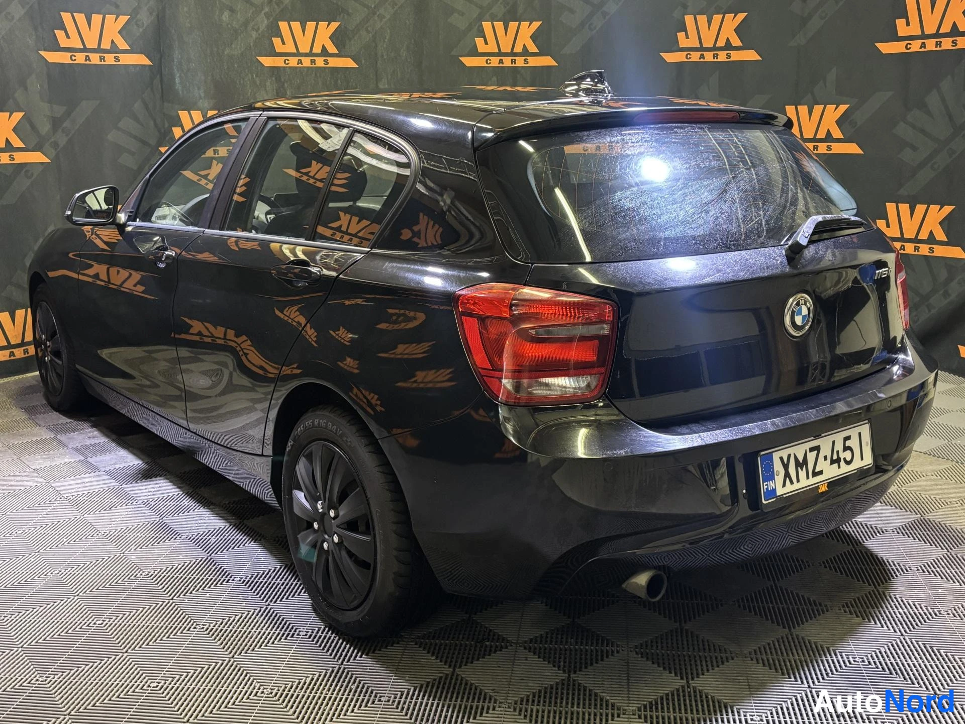 Black BMW 116i 2013, rear three-quarter, photo 4