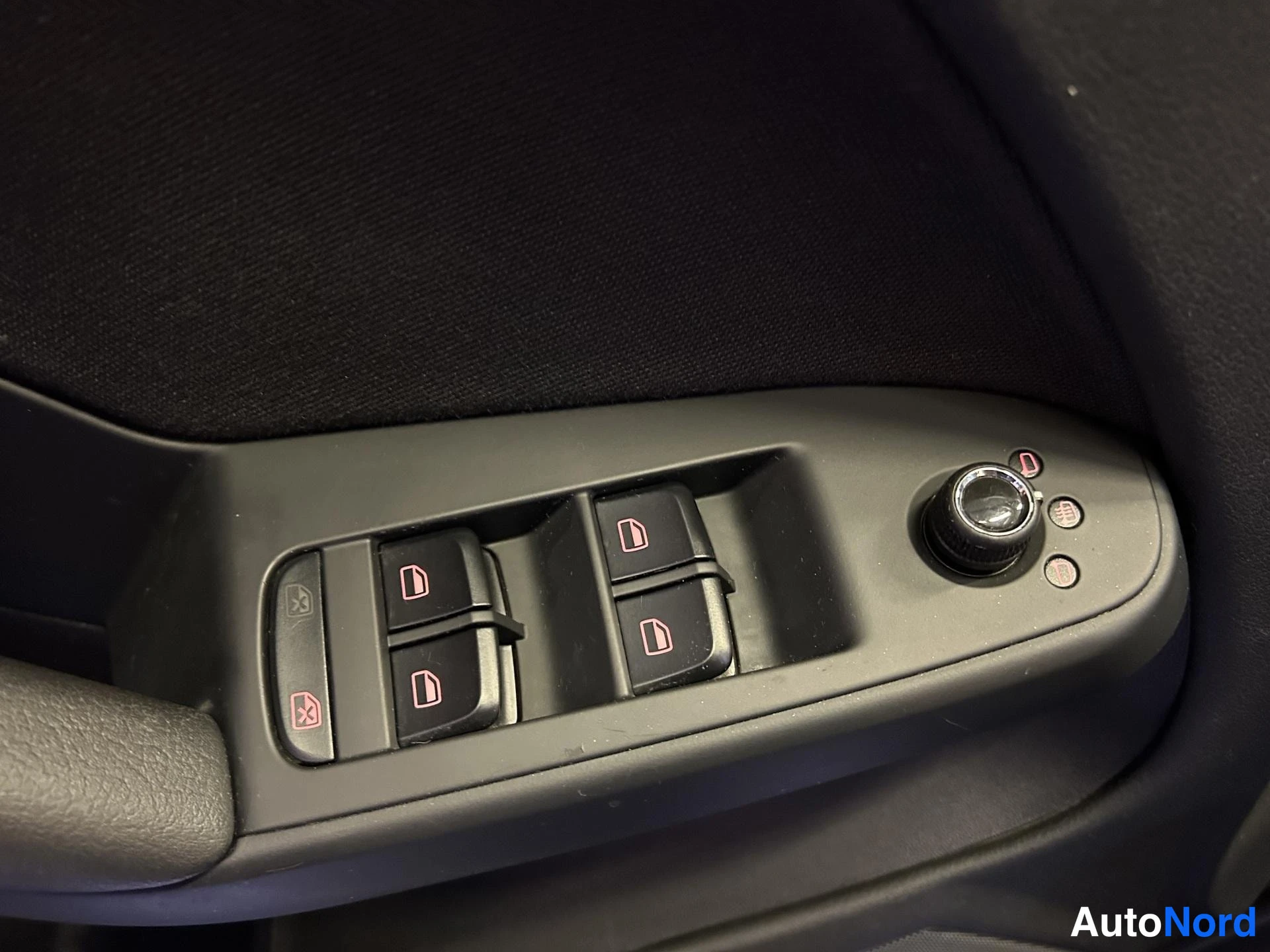 Black Audi A4 2012, detail, photo 17
