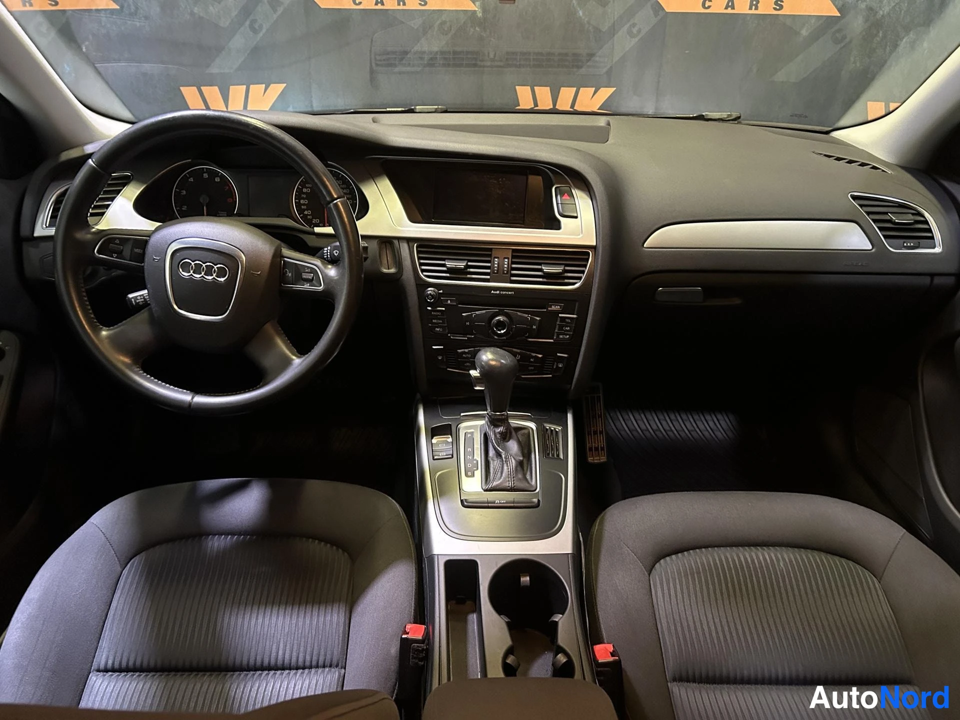 Black Audi A4 2012, front seats, photo 9