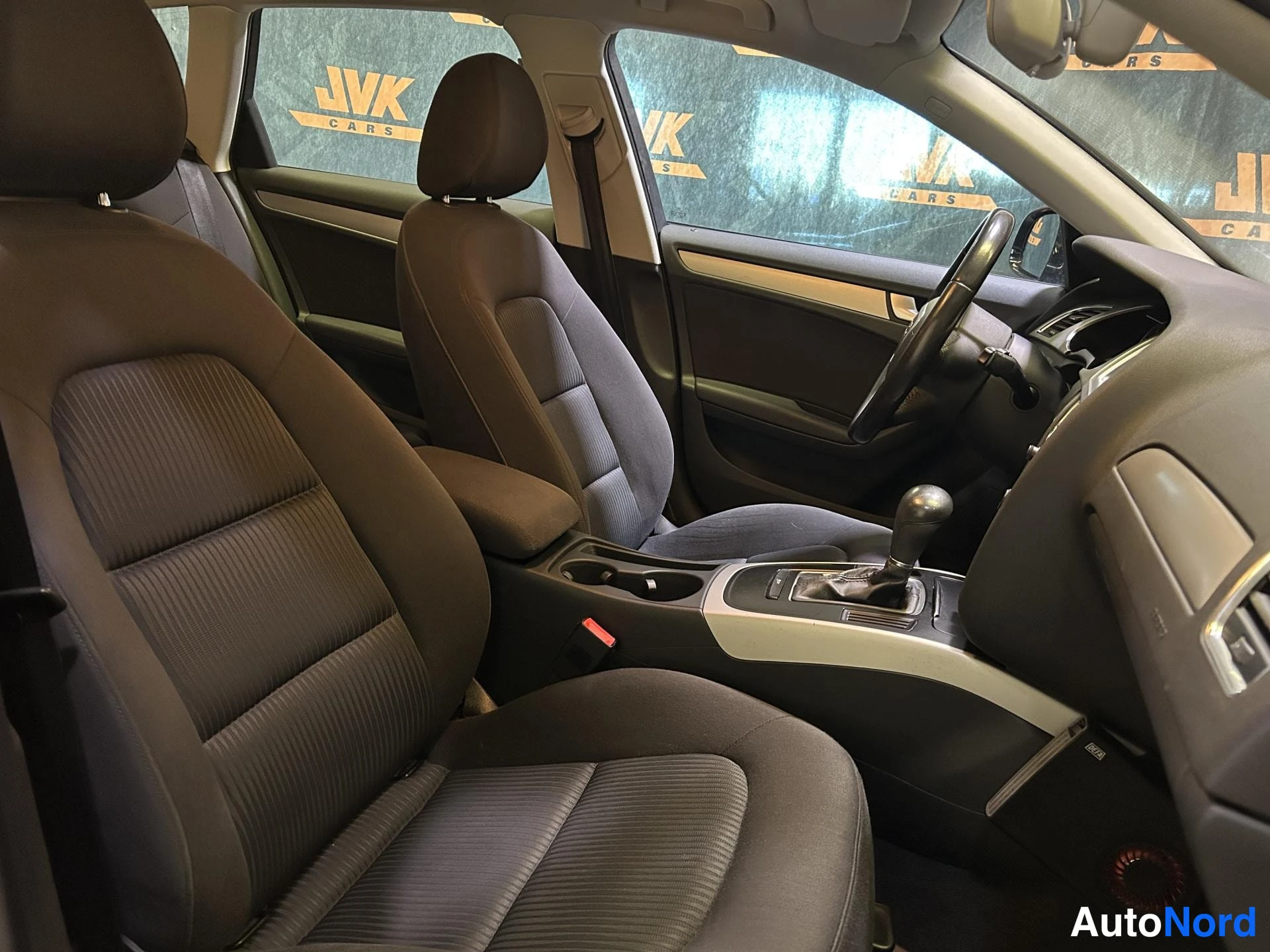 Black Audi A4 2012, front seats, photo 10