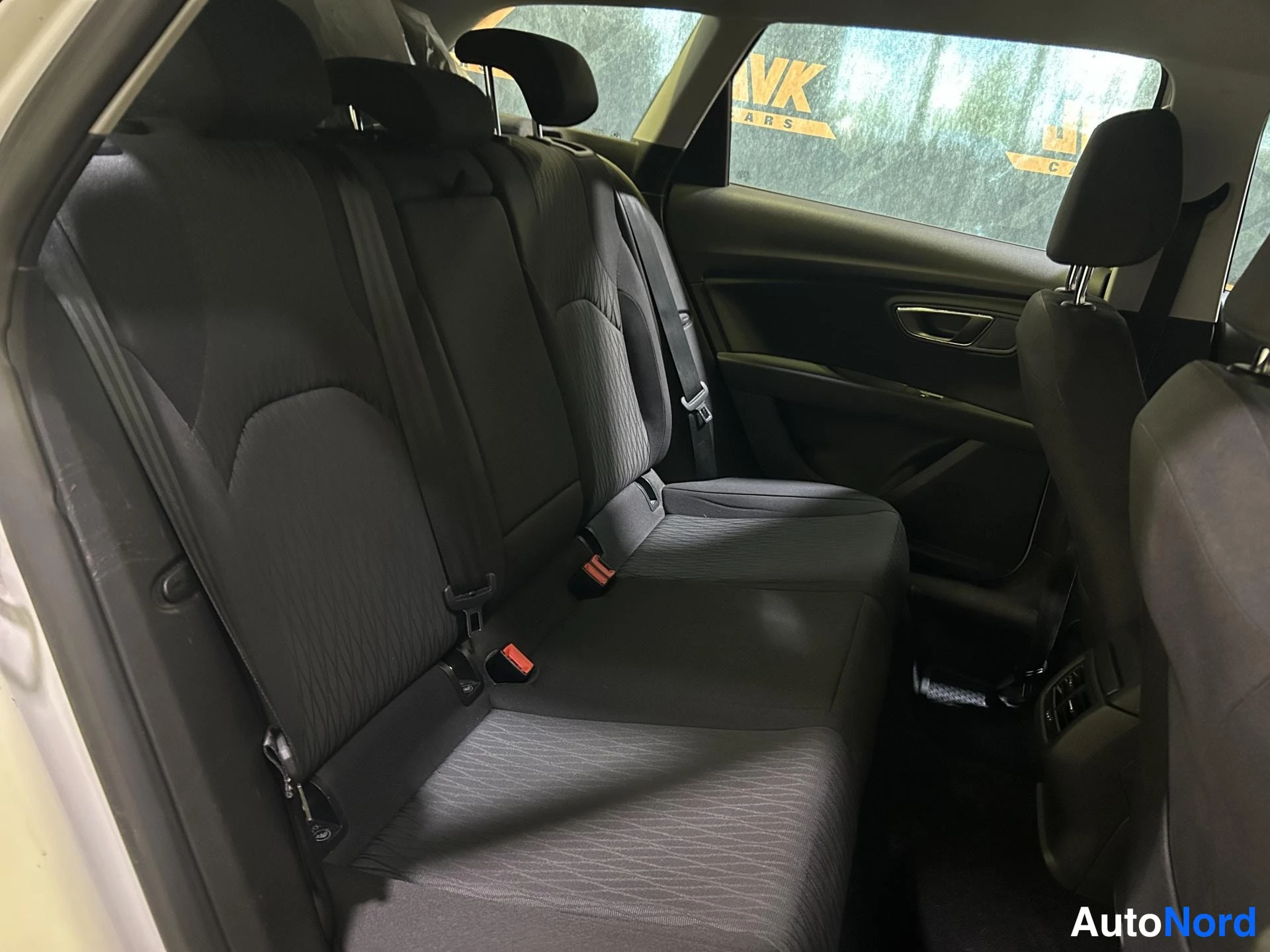 White Seat Leon ST 2017, rear seats, photo 9