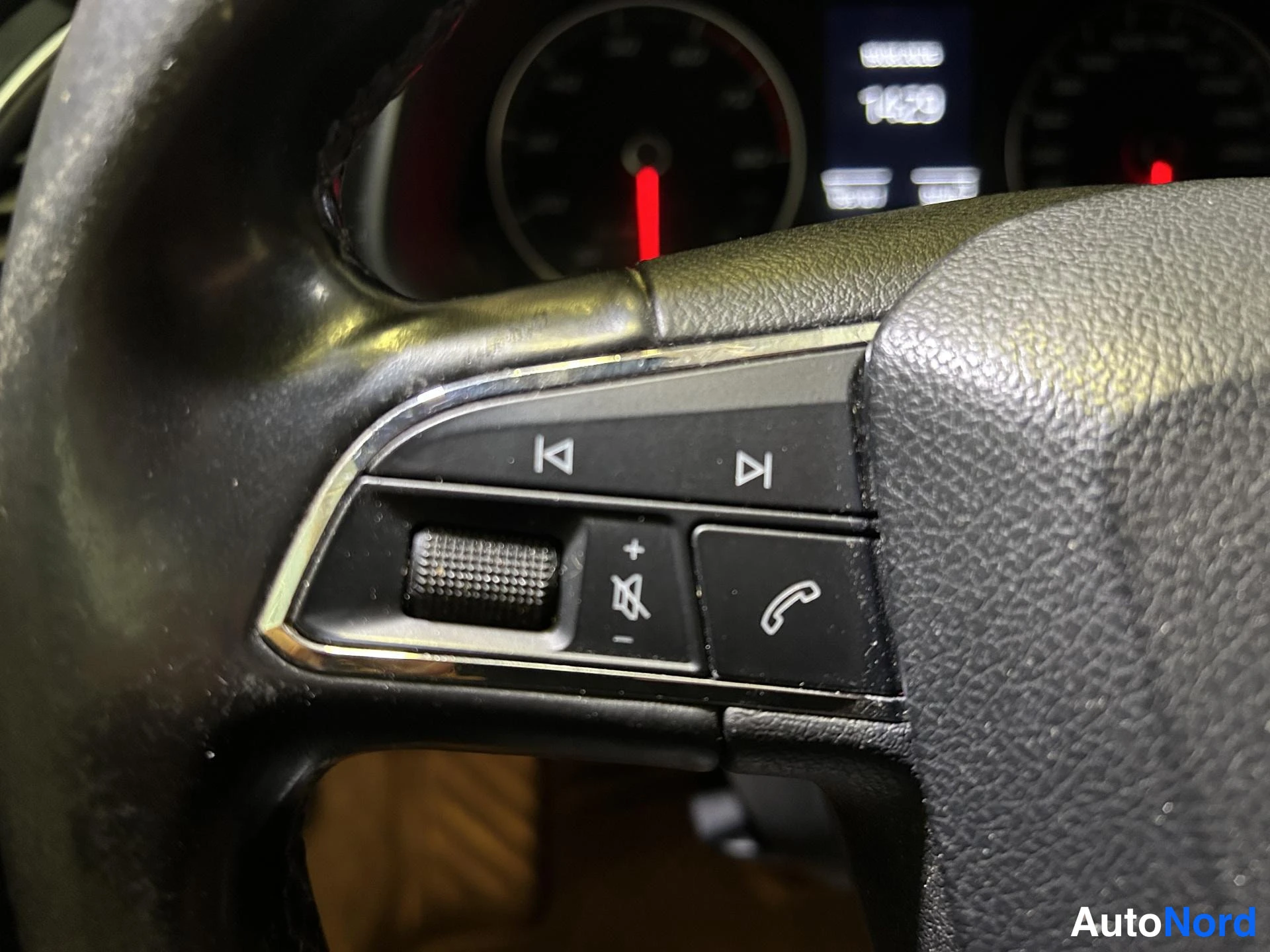 White Seat Leon ST 2017, detail, photo 10