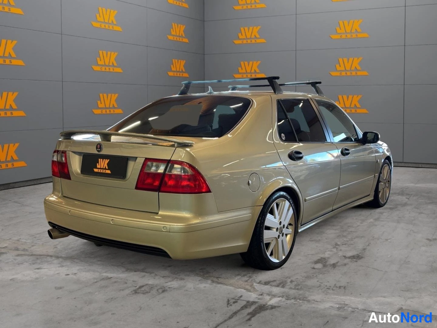 Grey Saab 9-5 2005, rear three-quarter, photo 4