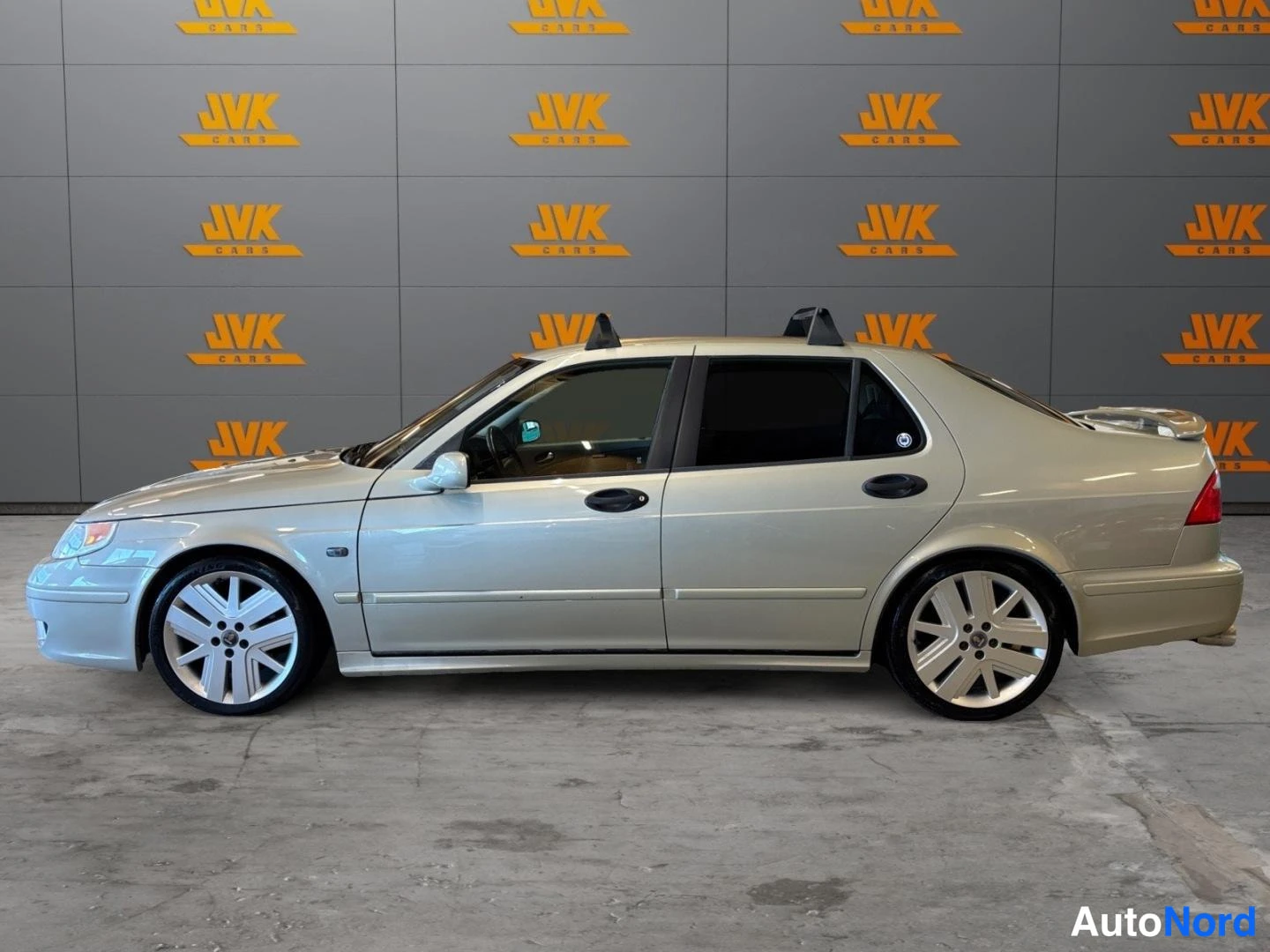 Grey Saab 9-5 2005, rear three-quarter, photo 6