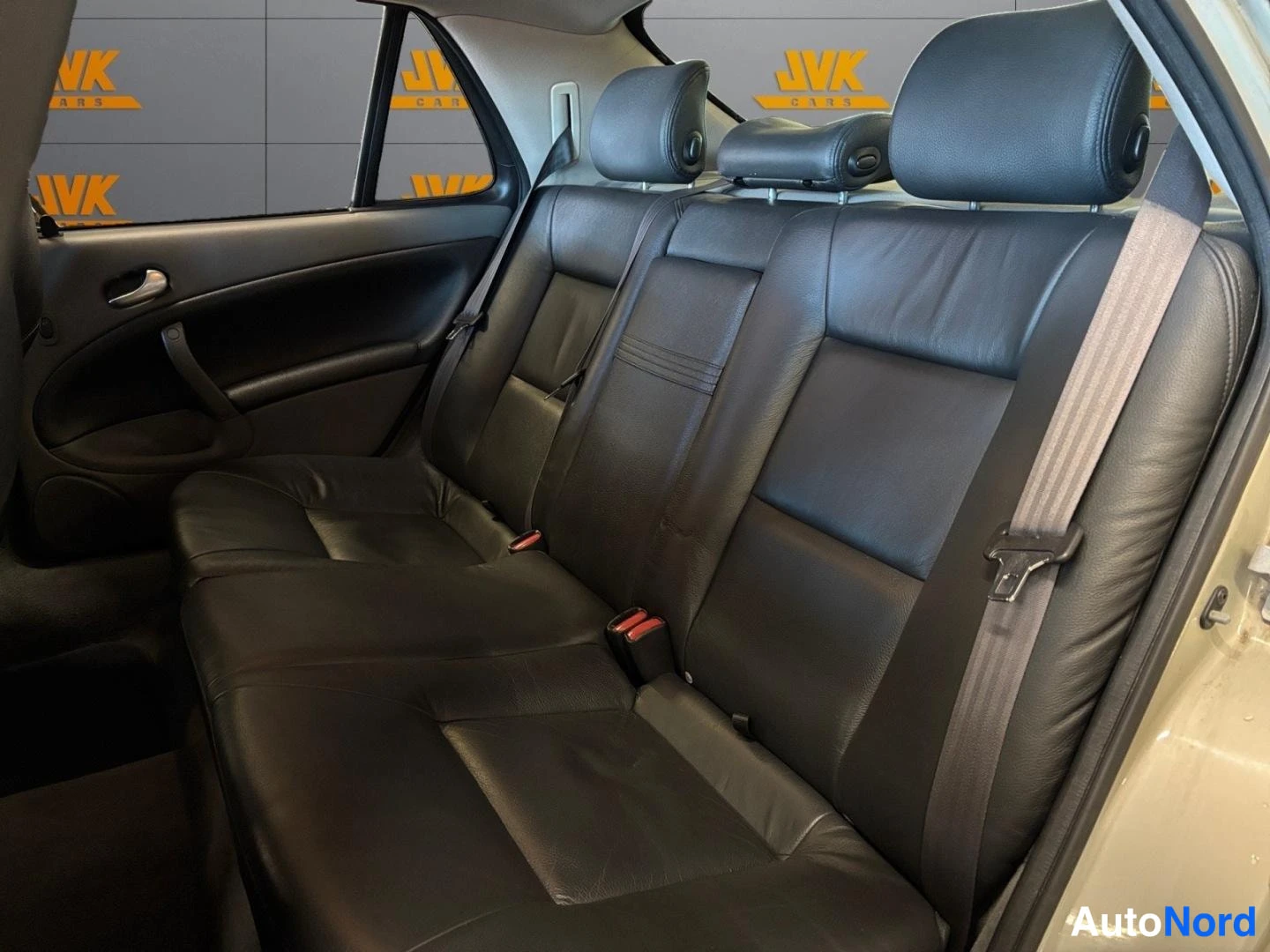 Grey Saab 9-5 2005, rear seats, photo 11