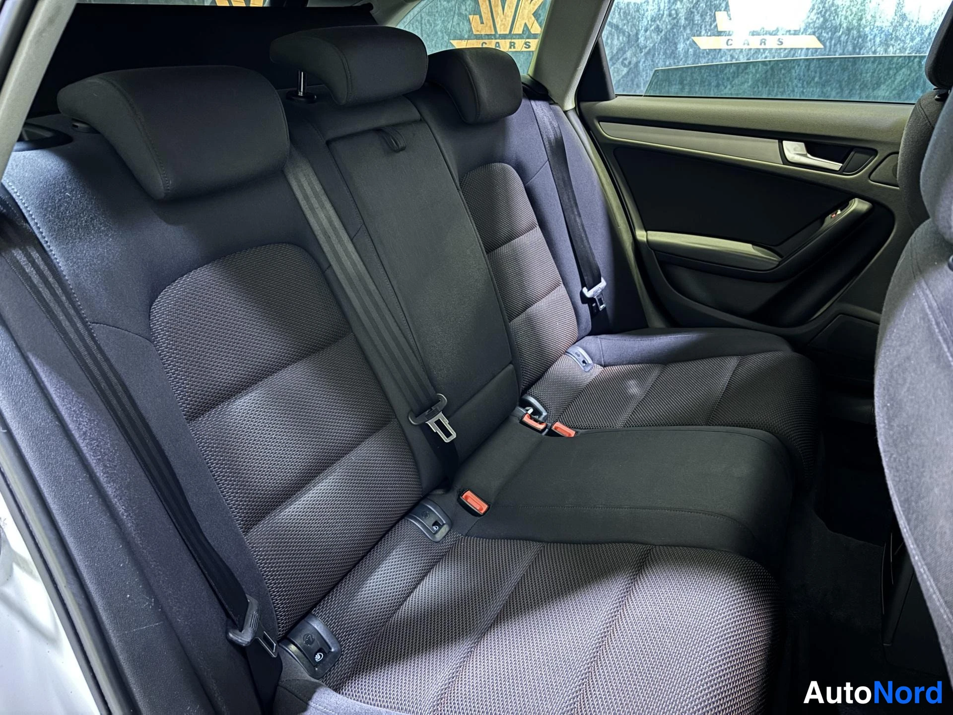 White Audi A4 Allroad 2015, rear seats, photo 11