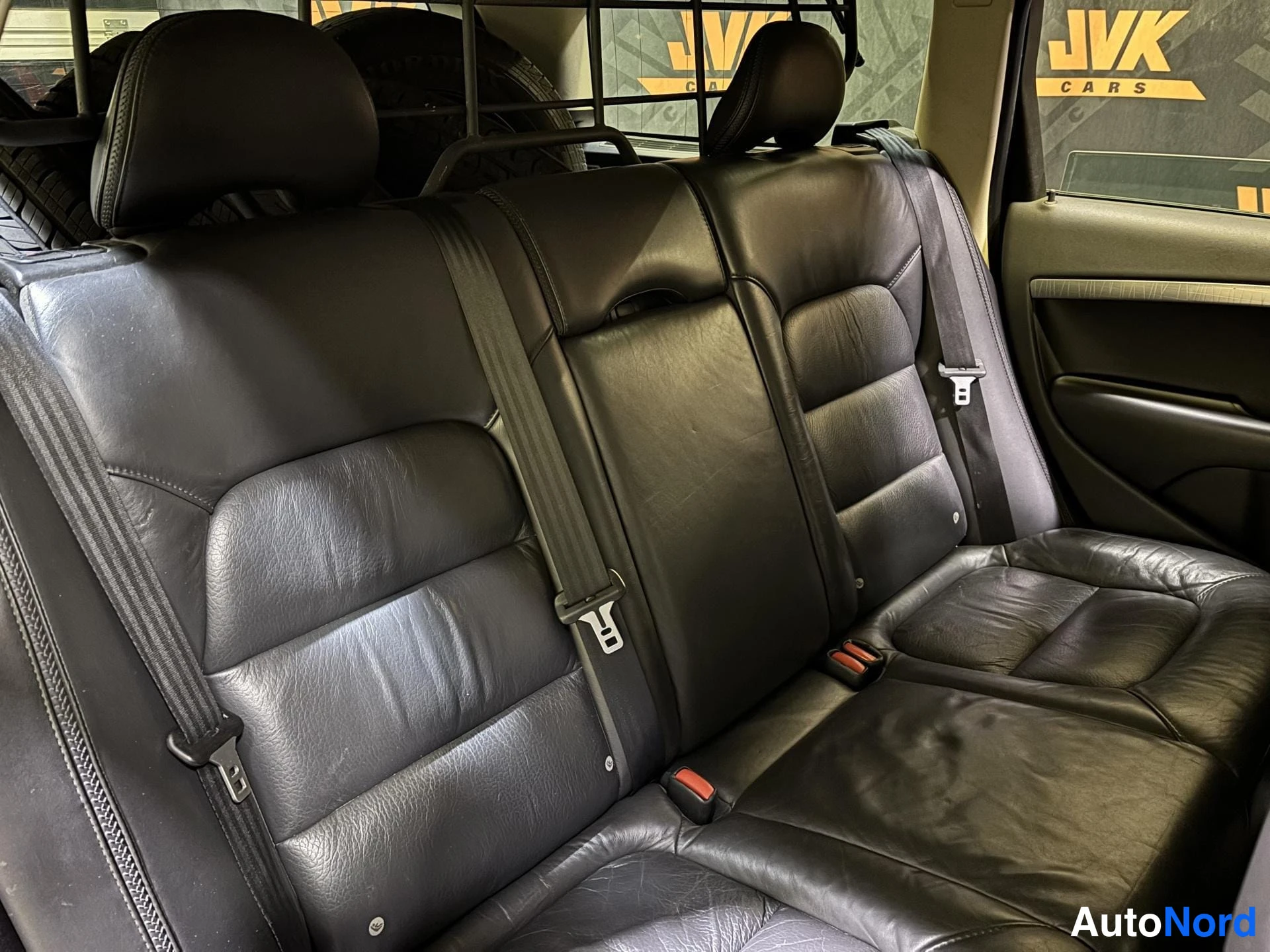 Grey Volvo XC70 2008, rear seats, photo 11