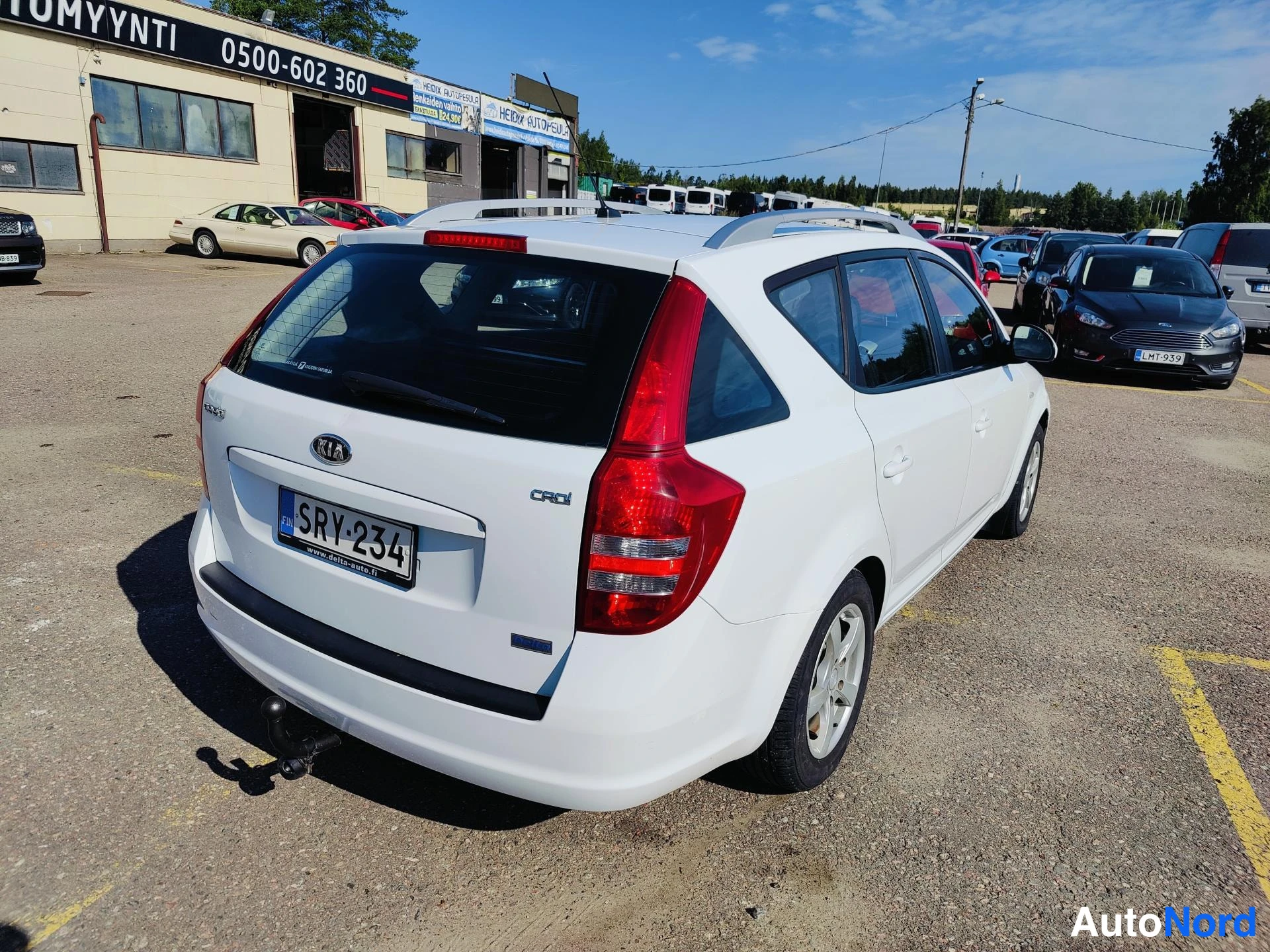 Vit Kia Ceed 2008, snett bakifrån, bild 5