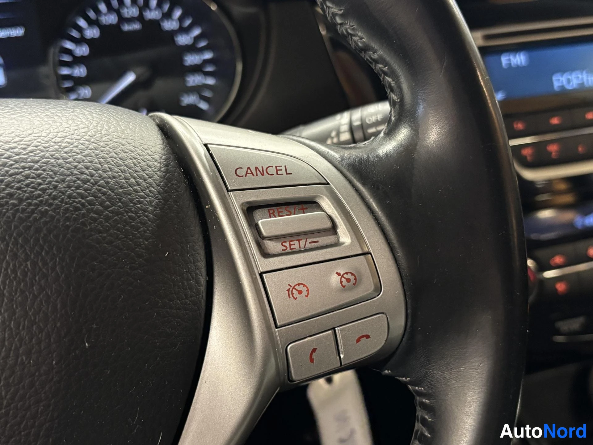 Musta Nissan Qashqai 2014, yksityiskohta, kuva 13