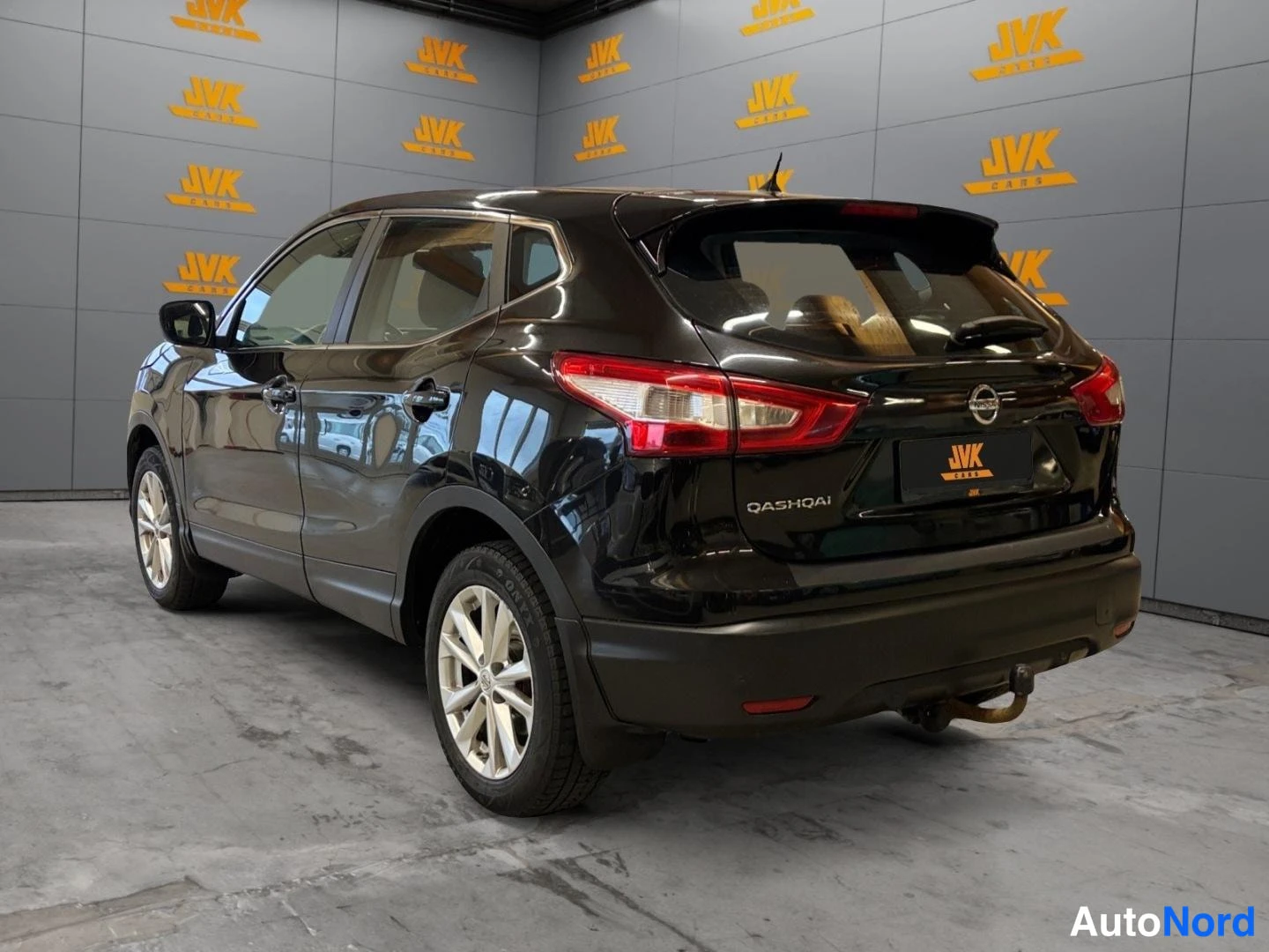 Musta Nissan Qashqai 2014, takaviisto, kuva 6