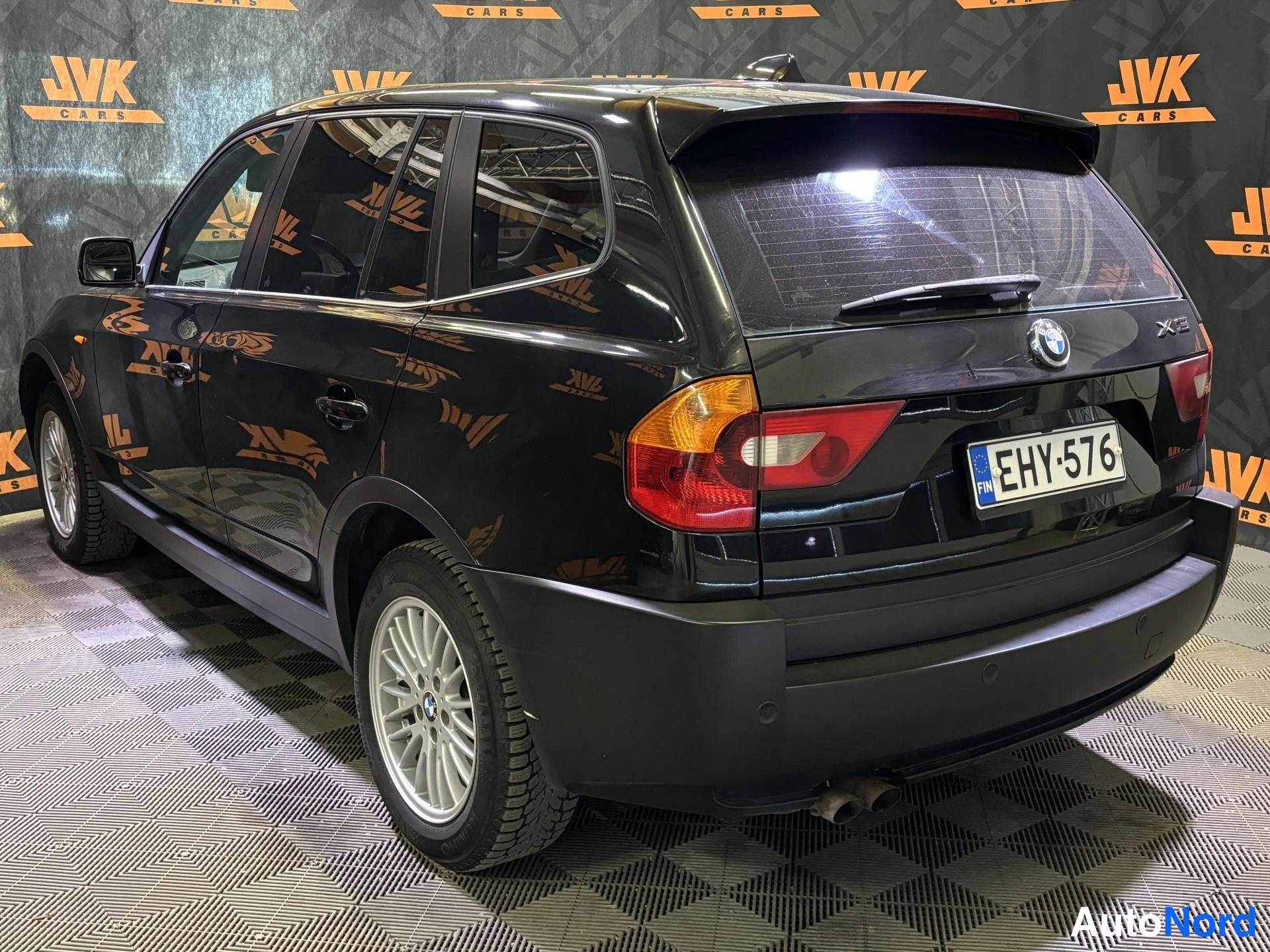 Black BMW X3 2006, rear three-quarter, photo 4
