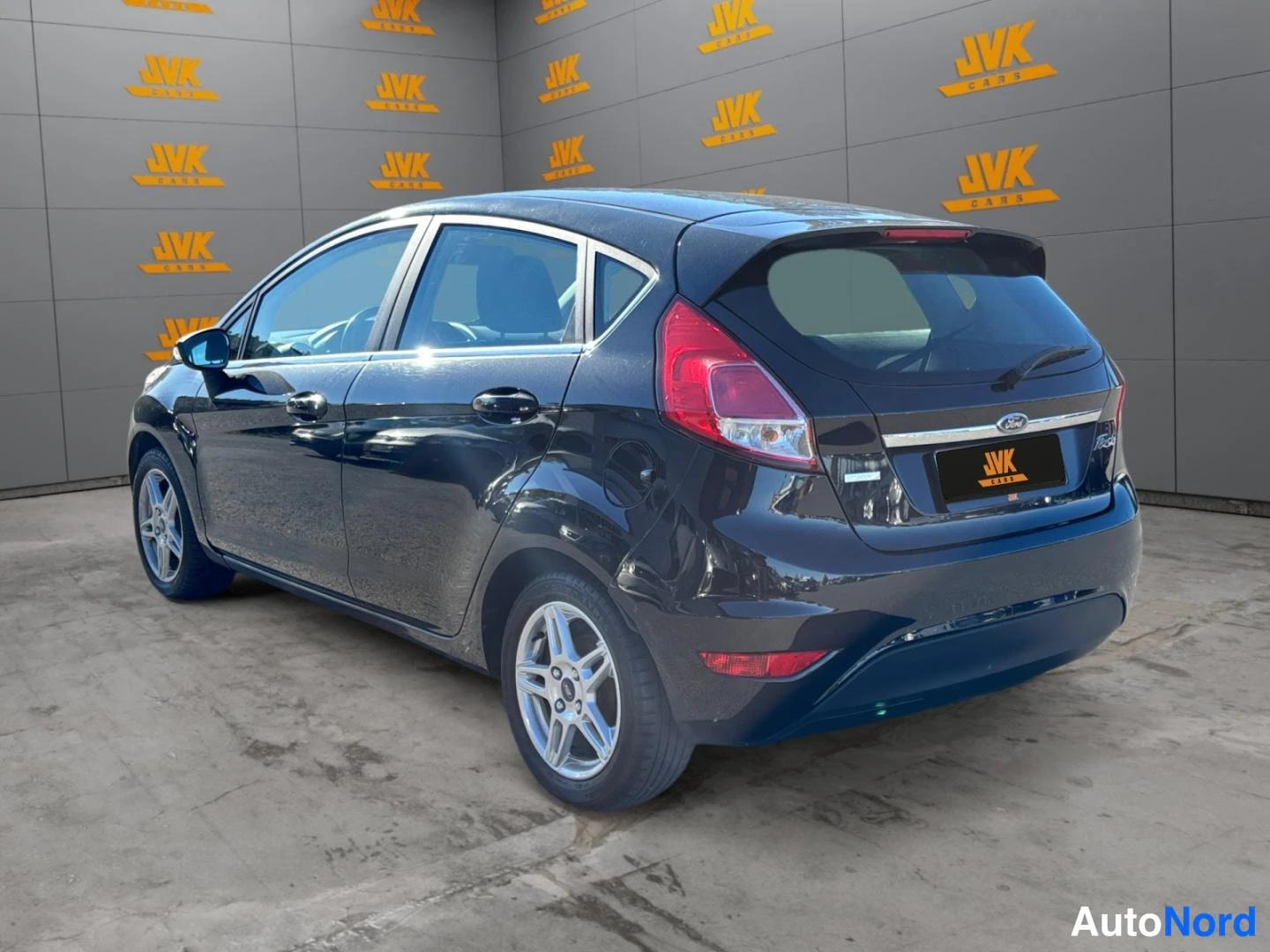 Black Ford Fiesta 2015, rear three-quarter, photo 6