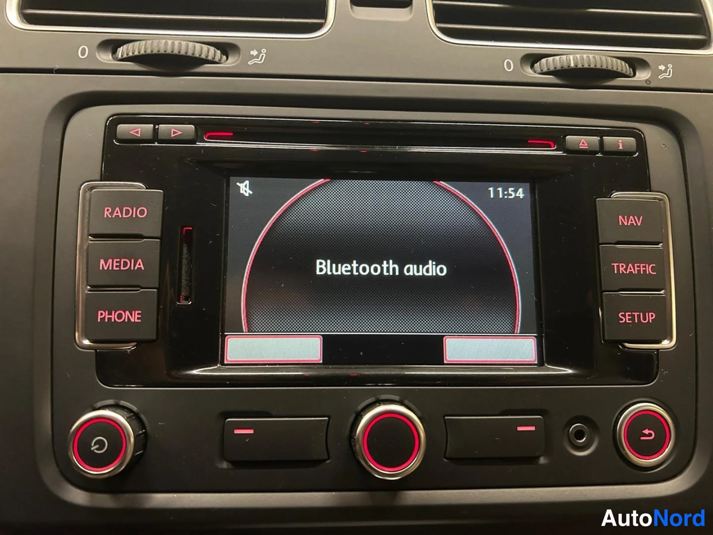 Silver Volkswagen Golf 2013, detail, photo 14