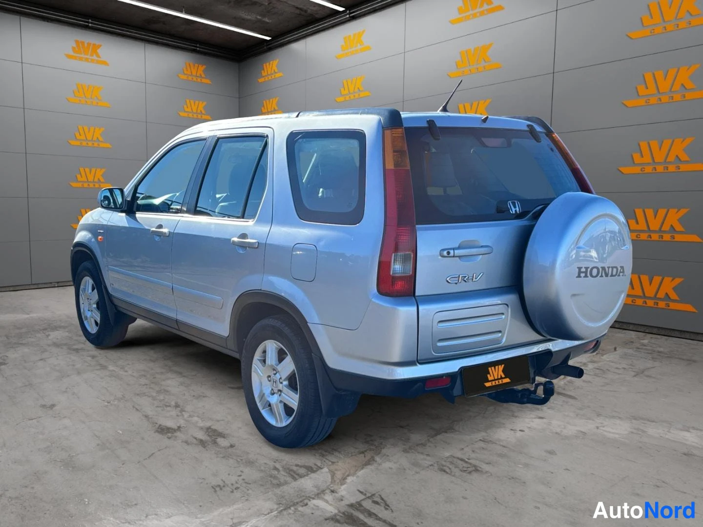 Grey Honda CR-V 2004, rear three-quarter, photo 6