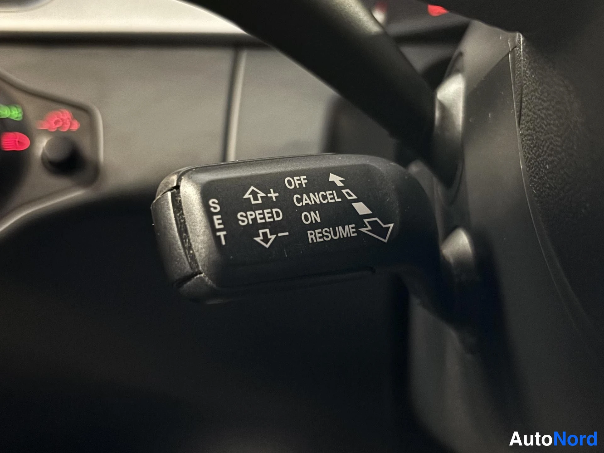 Grey Audi A4 2010, detail, photo 14