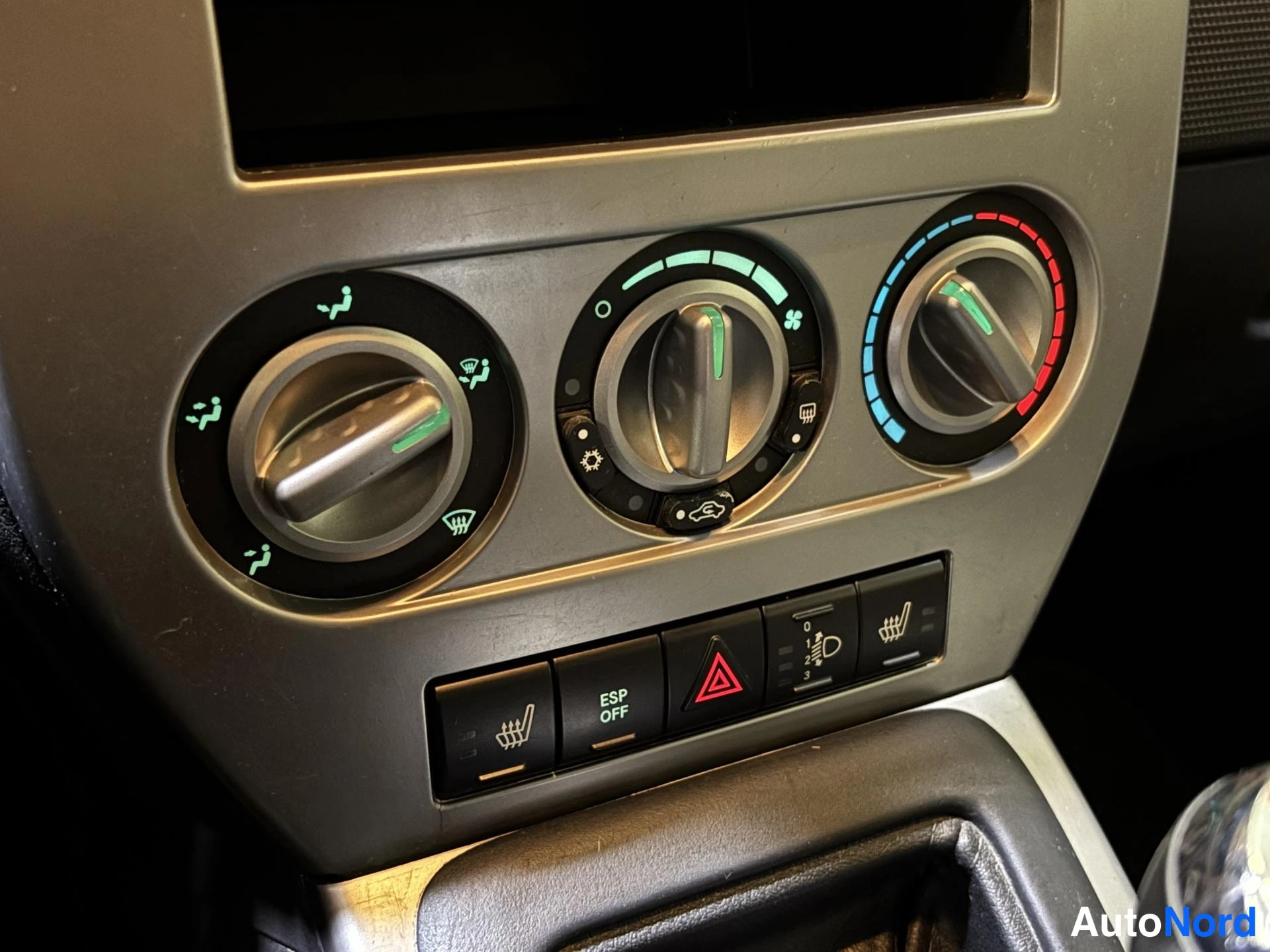 Black Jeep Compass 2008, detail, photo 14