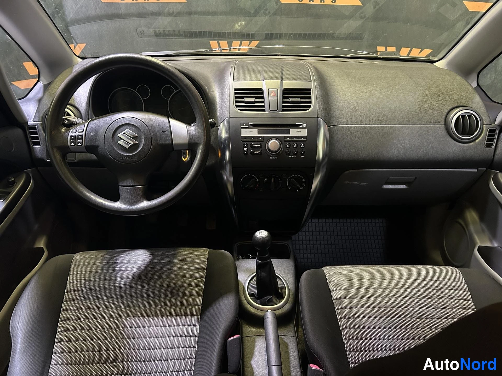 Grey Suzuki SX4 2011, cockpit, photo 8