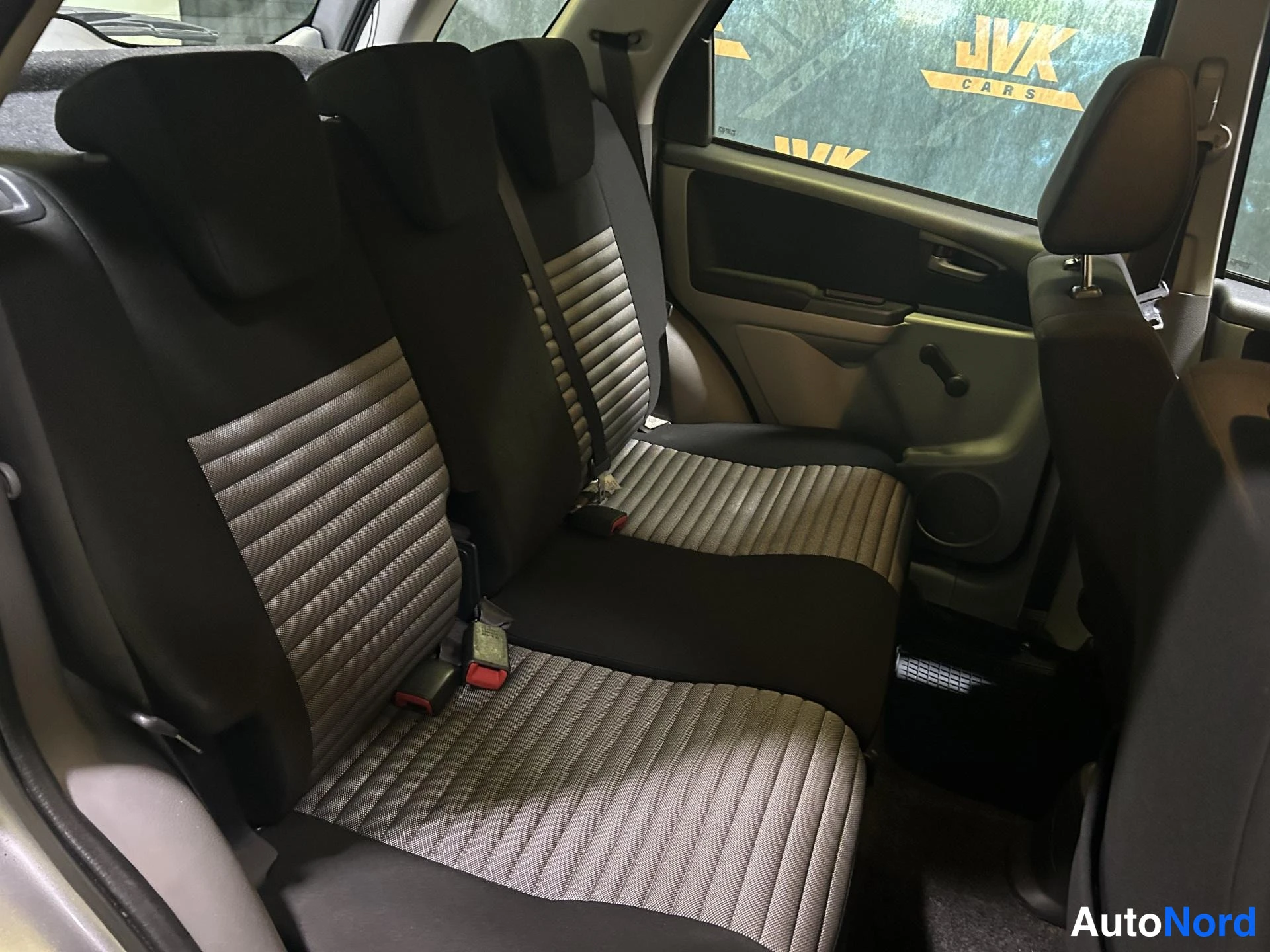 Grey Suzuki SX4 2011, rear seats, photo 11