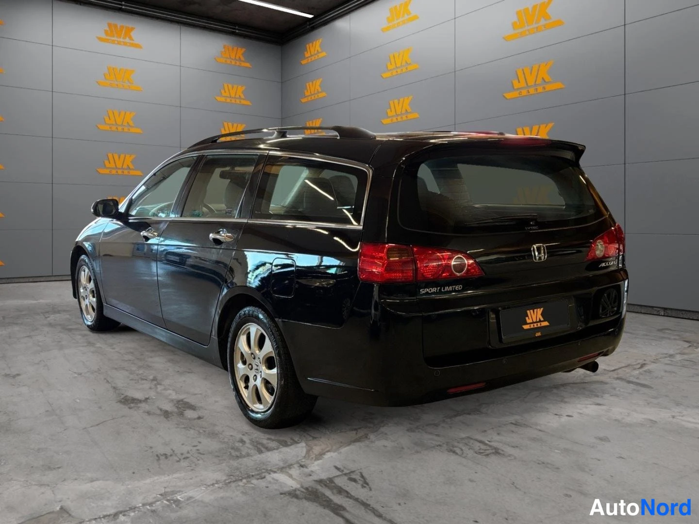 Black Honda Accord 2008, rear three-quarter, photo 6