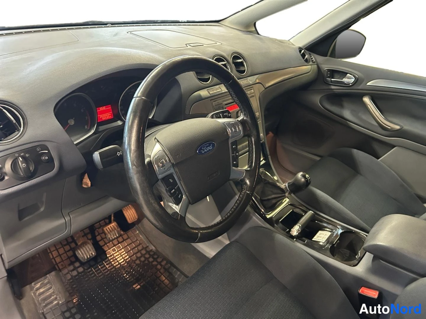Blue Ford S-MAX 2007, cockpit, photo 7