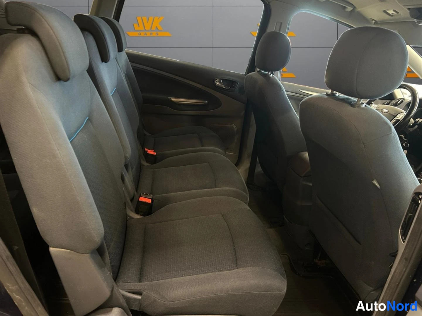 Blue Ford S-MAX 2007, rear seats, photo 11