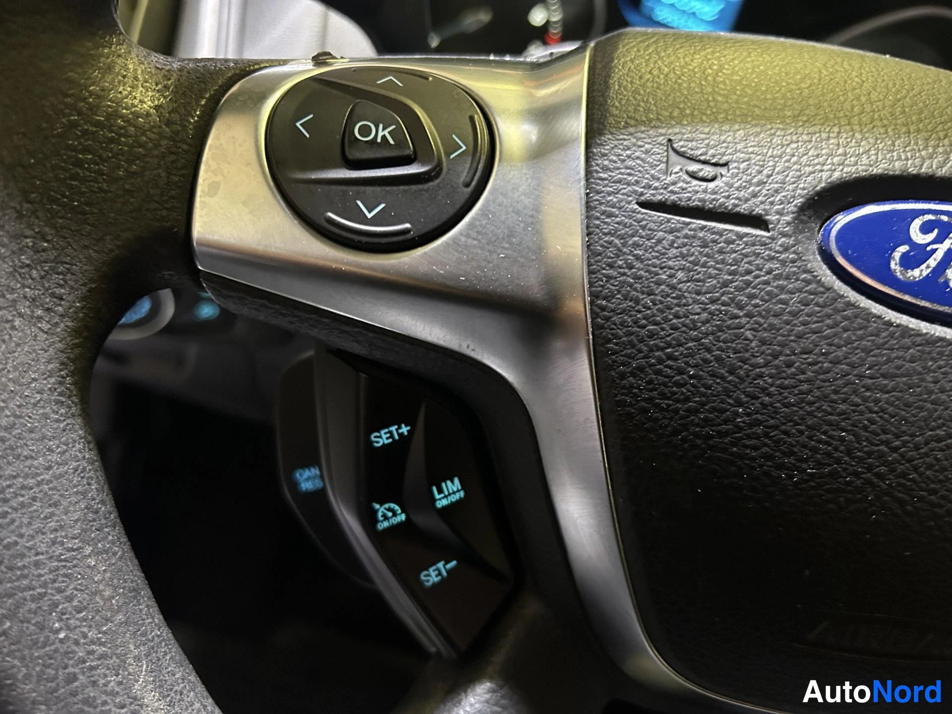 Grey Ford Focus 2012, detail, photo 12