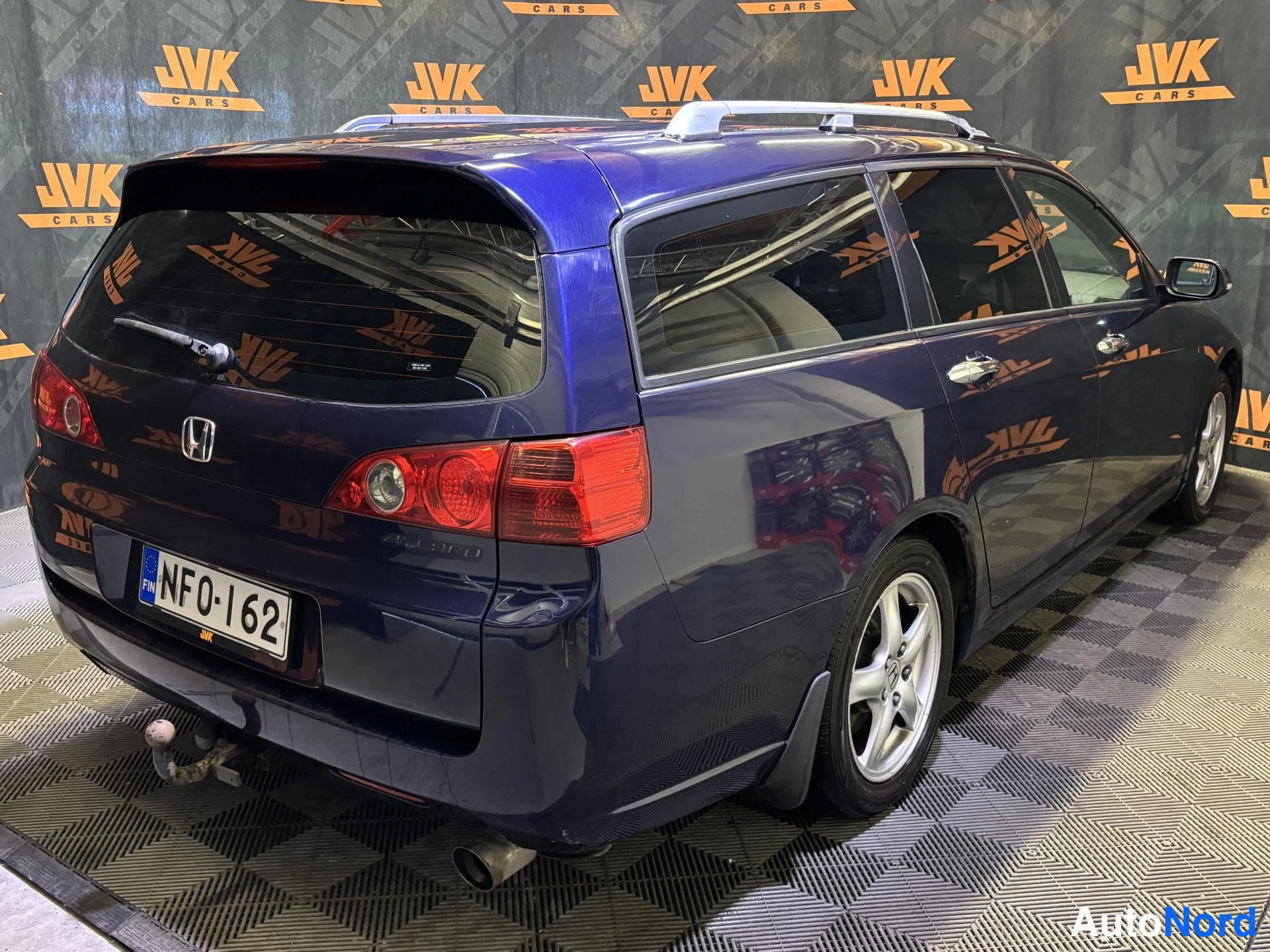 Blue Honda Accord 2004, rear three-quarter, photo 3