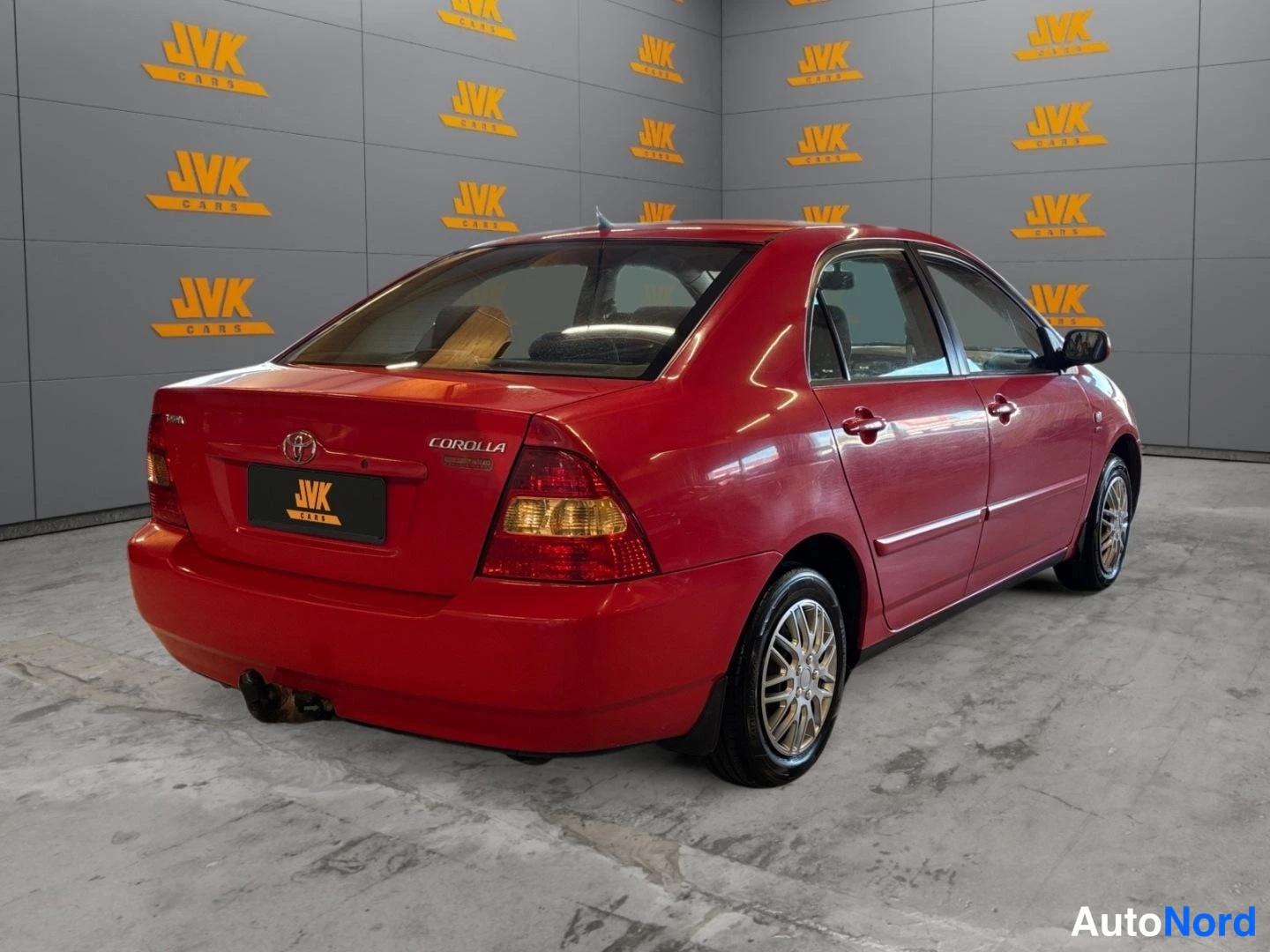 Red Toyota Corolla 2003, rear three-quarter, photo 5