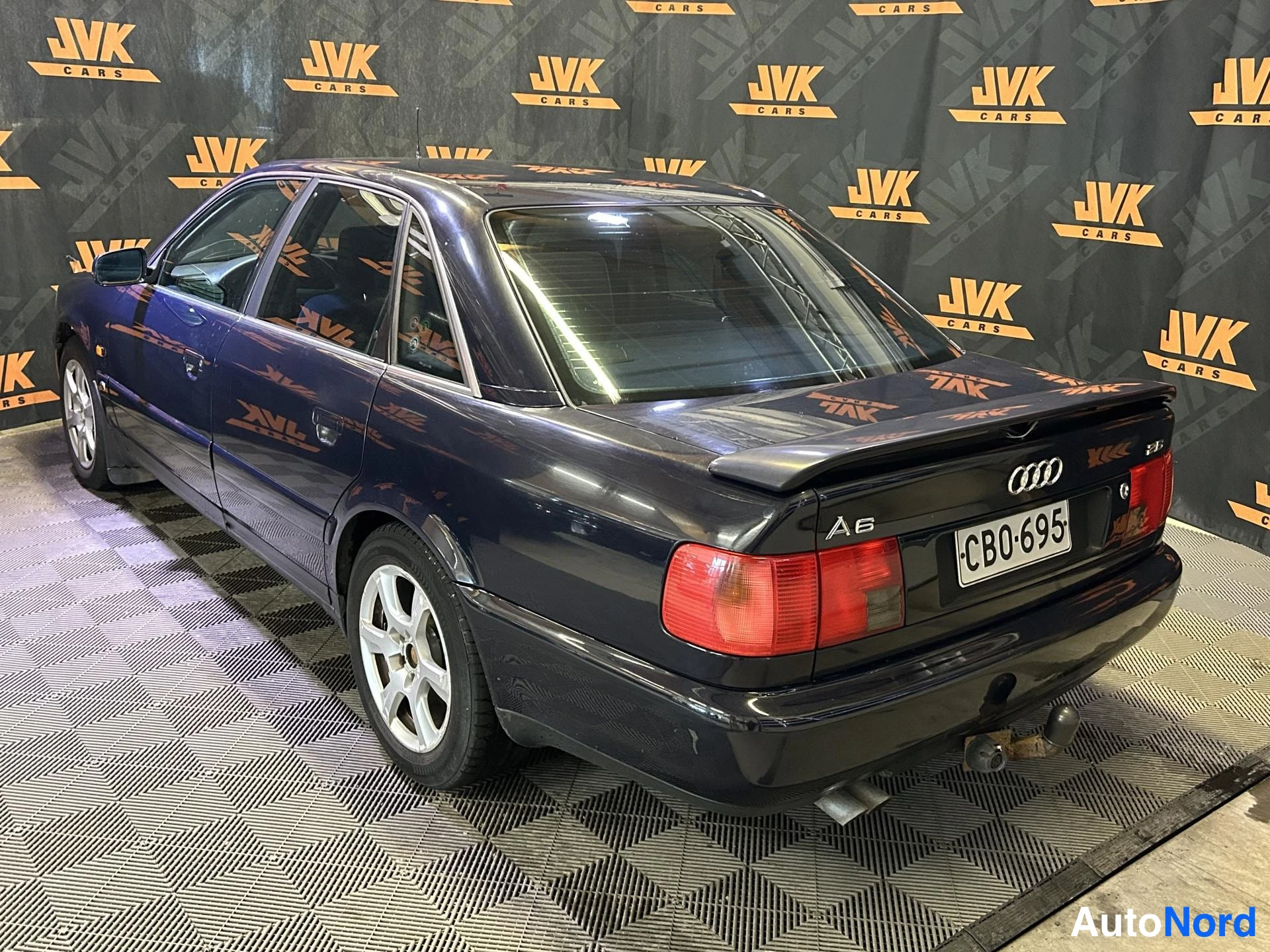 Blue Audi A6 1995, rear three-quarter, photo 4