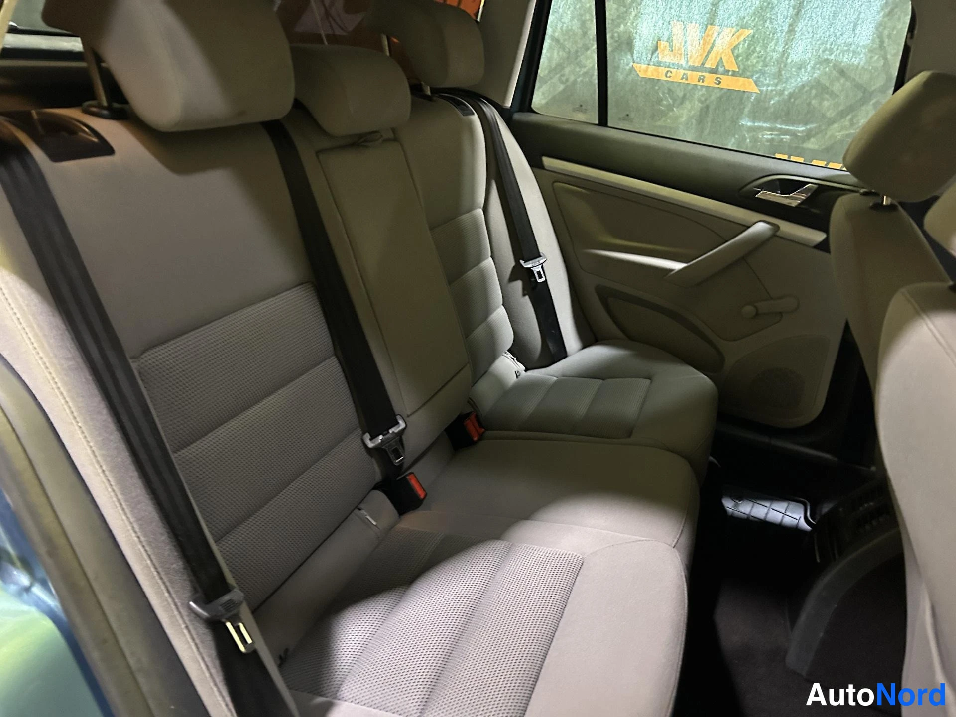 Green Skoda Octavia 2007, rear seats, photo 9