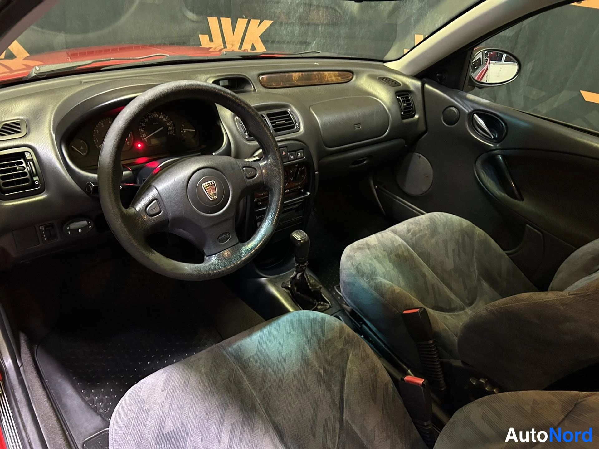 Red Rover 25 2000, cockpit, photo 7