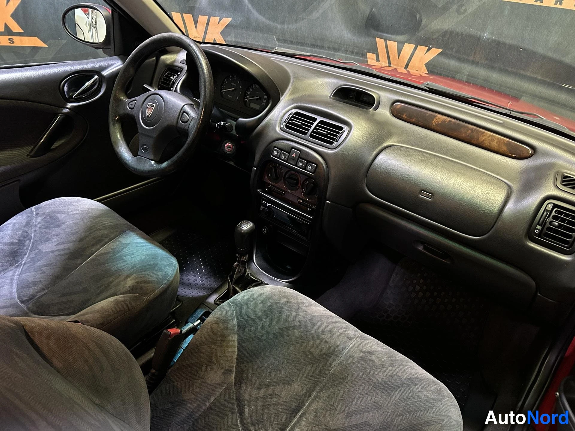 Red Rover 25 2000, cockpit, photo 9