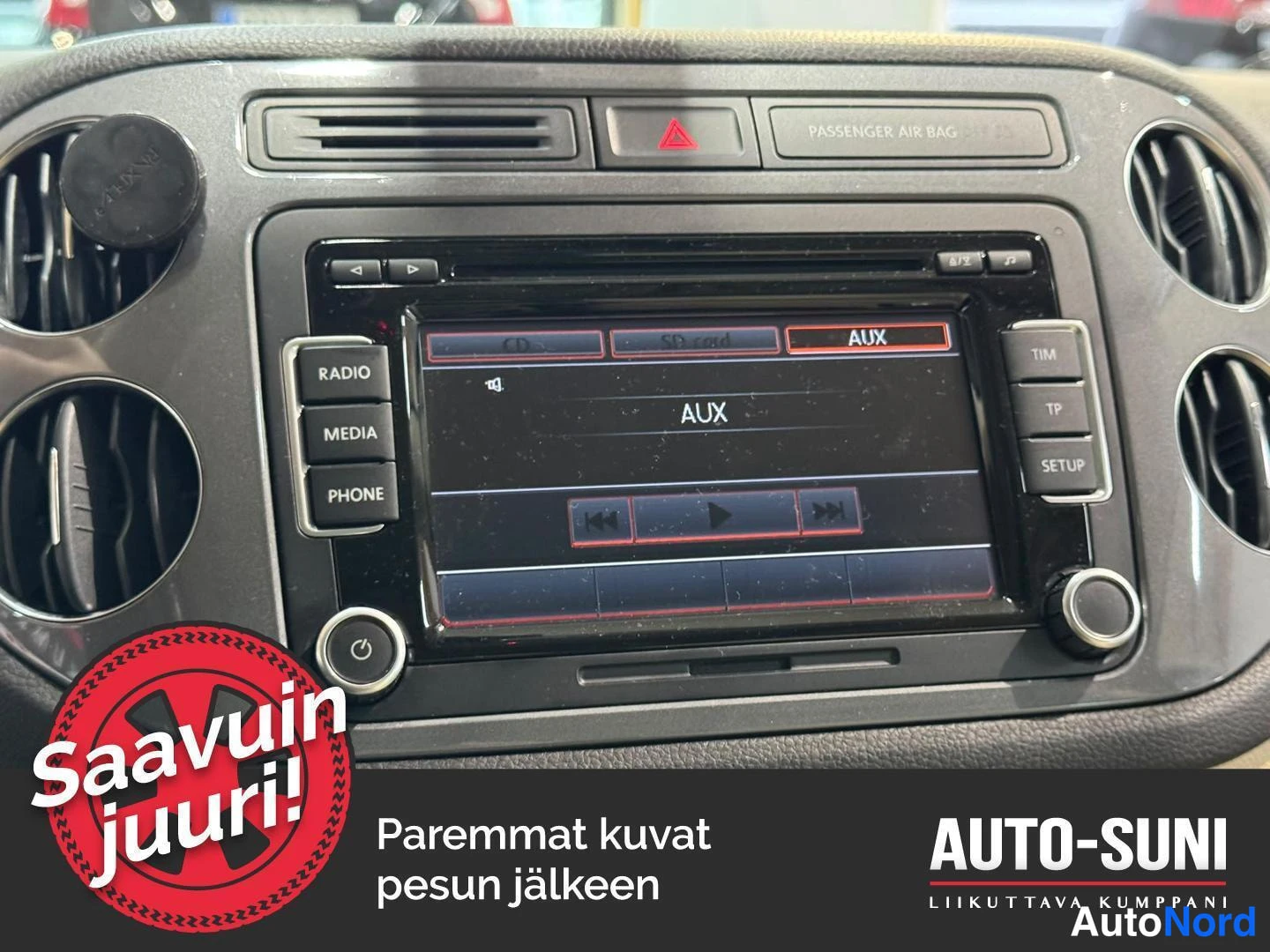 Ruskea Volkswagen Tiguan 2014, yksityiskohta, kuva 8