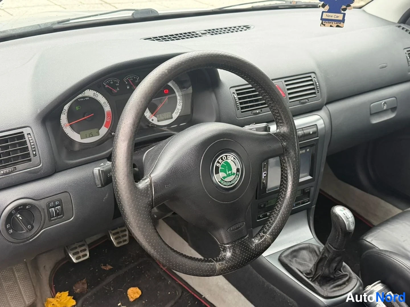 Silver Skoda Octavia RS 2002, cockpit, photo 3