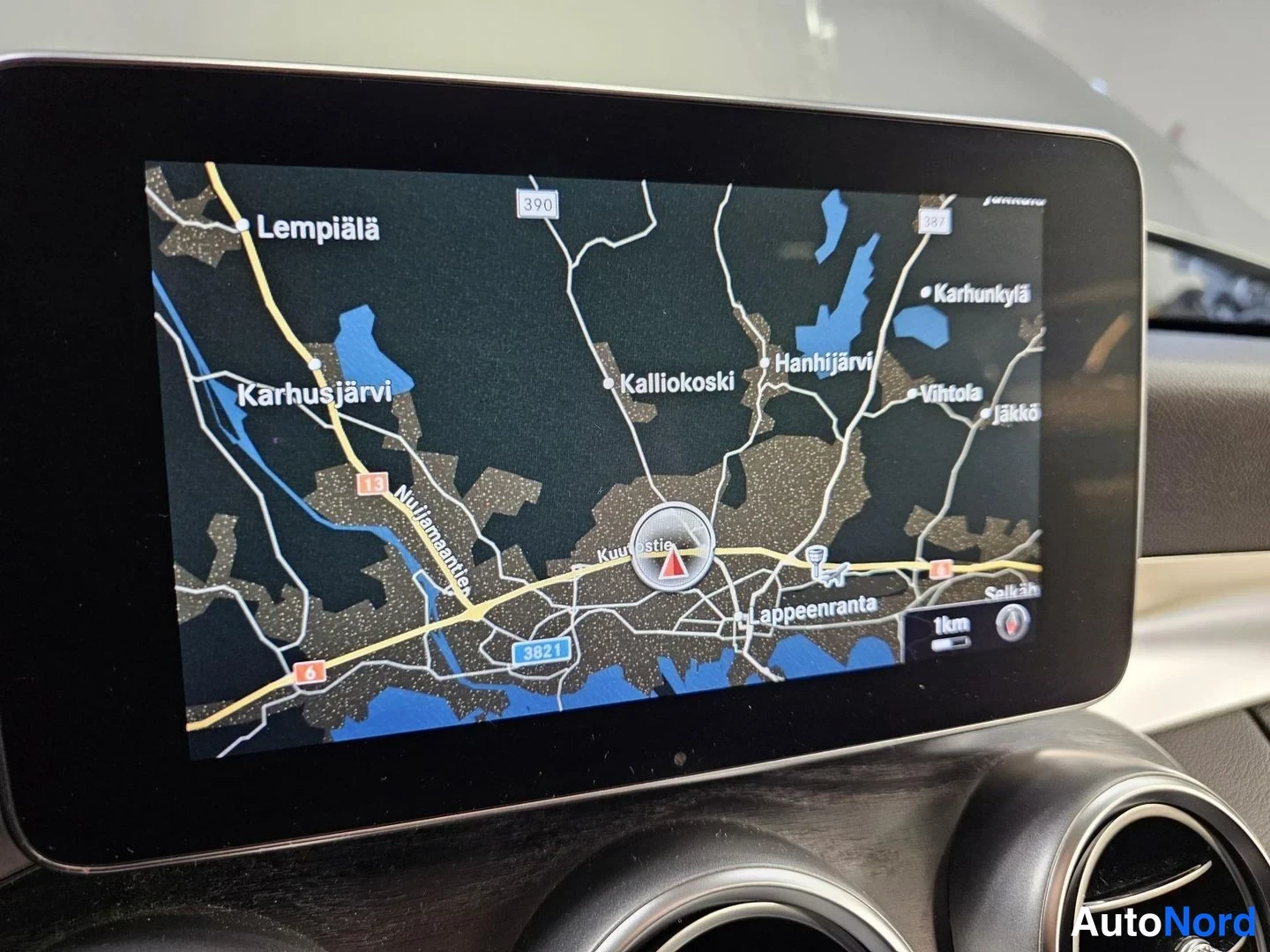Harmaa Mercedes-Benz C 250 d 4MATIC 2015, yksityiskohta, kuva 23