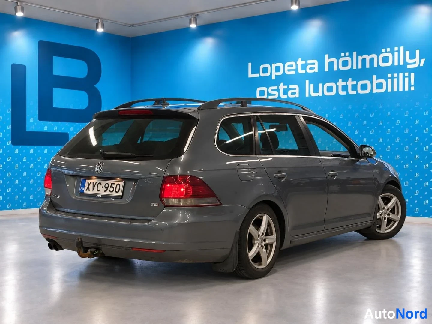 Grey Volkswagen Golf 2010, rear three-quarter, photo 2