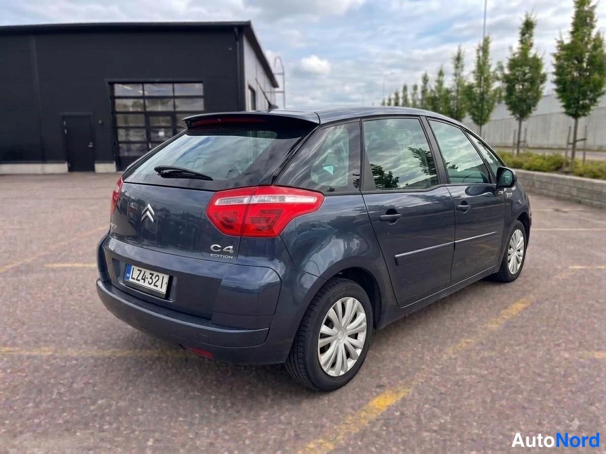 Blå Citroen C4 Picasso 2010, snett bakifrån, bild 7
