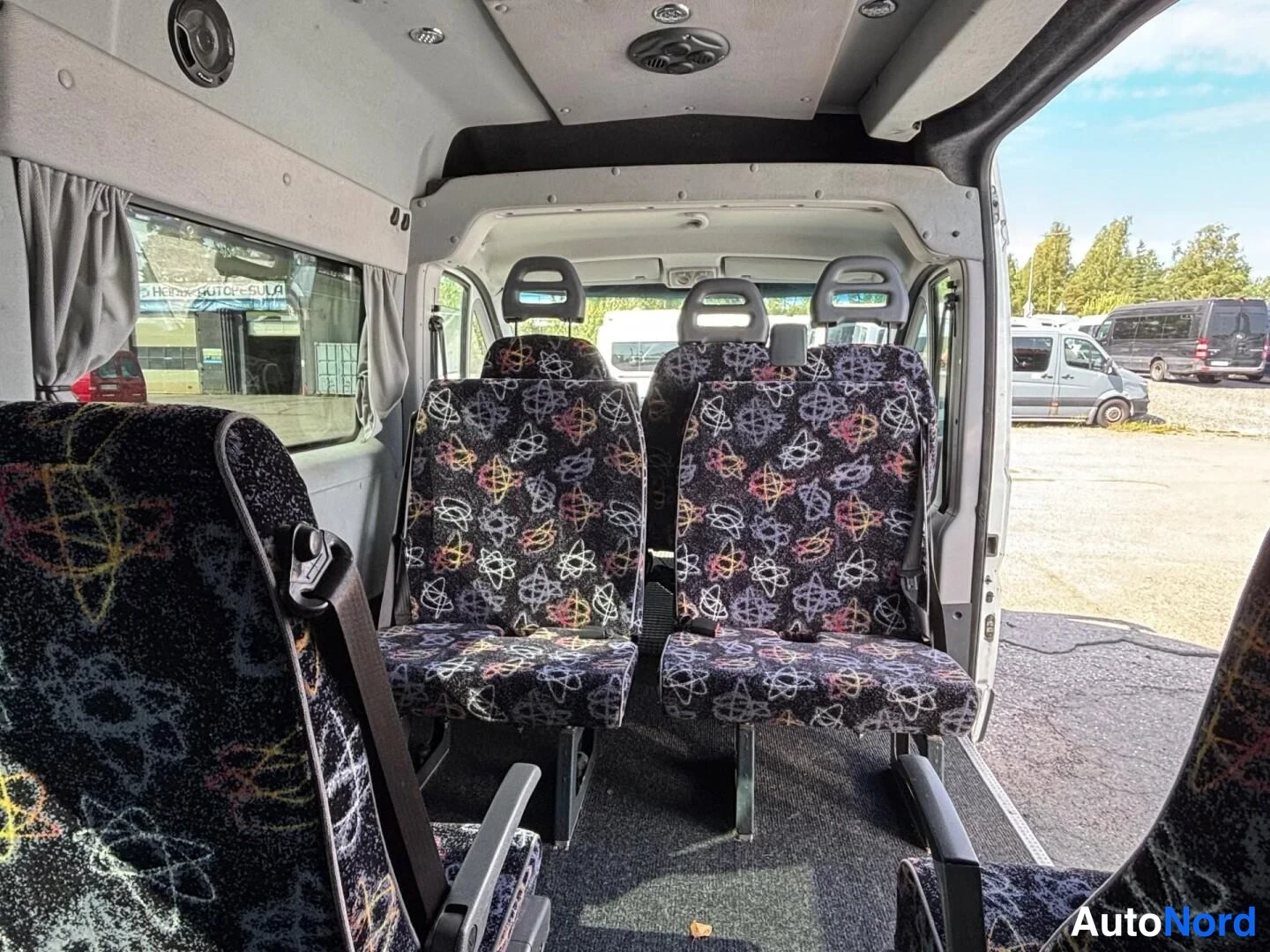 Vit Fiat Ducato 2010, baksäten, bild 11