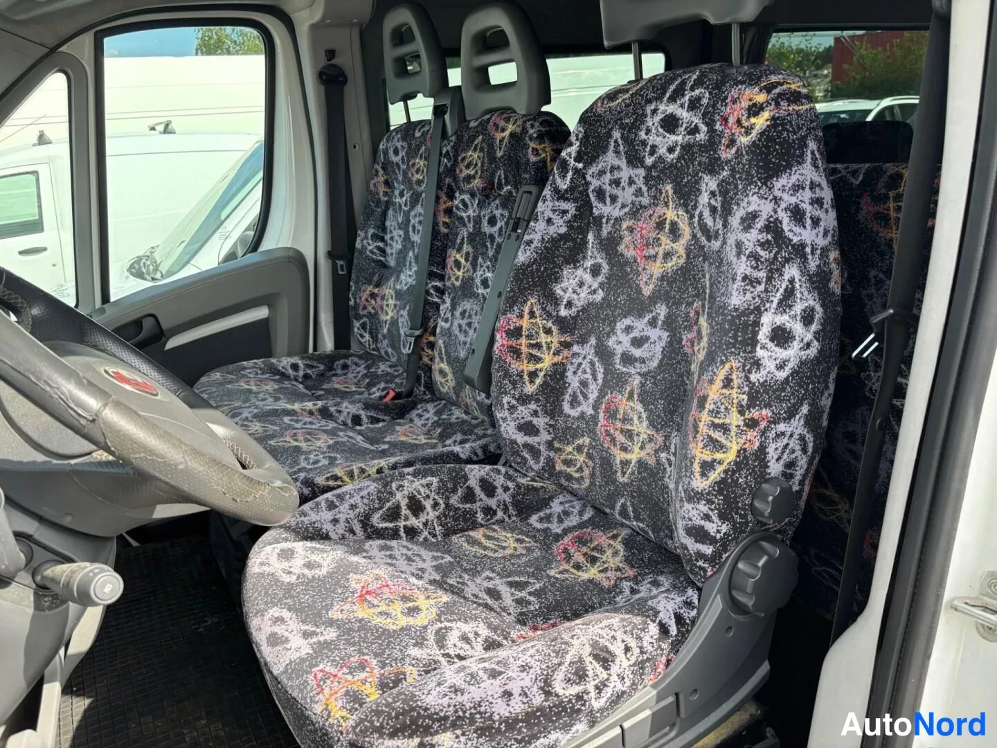 Vit Fiat Ducato 2010, framsäten, bild 7
