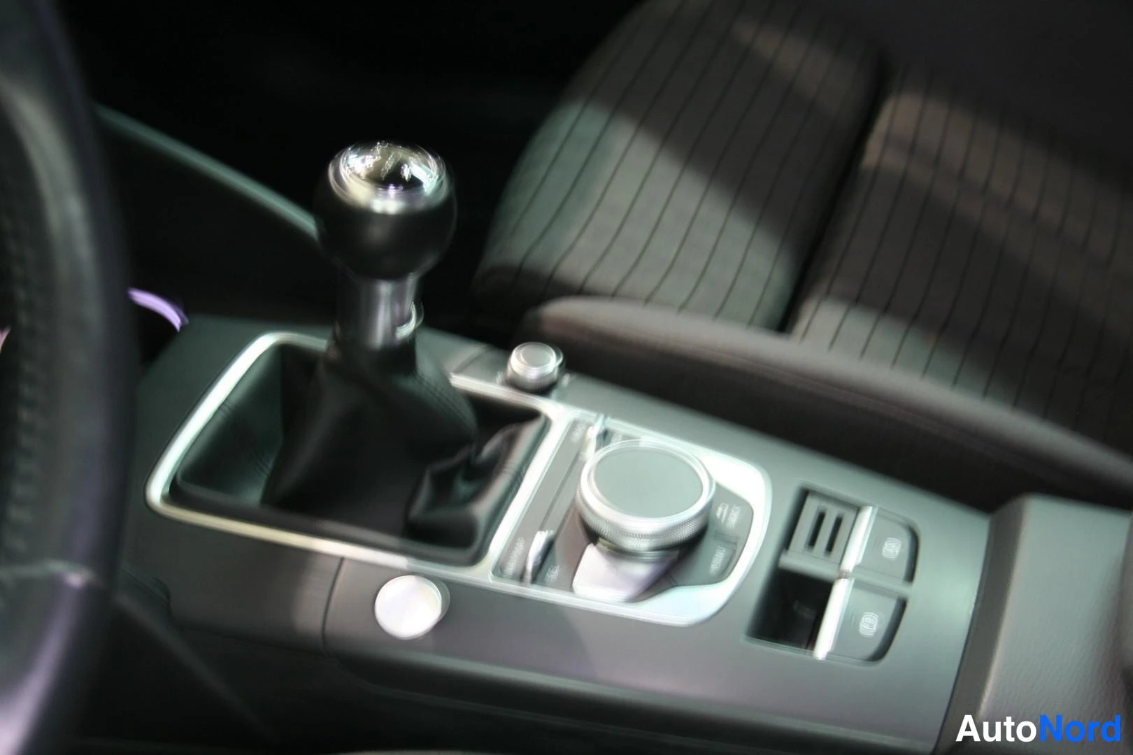 Musta Audi A3 2019, yksityiskohta, kuva 17