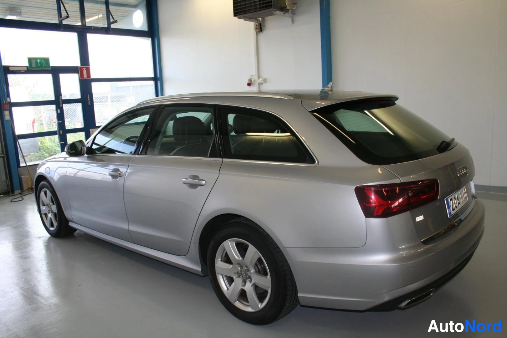 Hopea Audi A6 Avant 2016, takaviisto, kuva 7