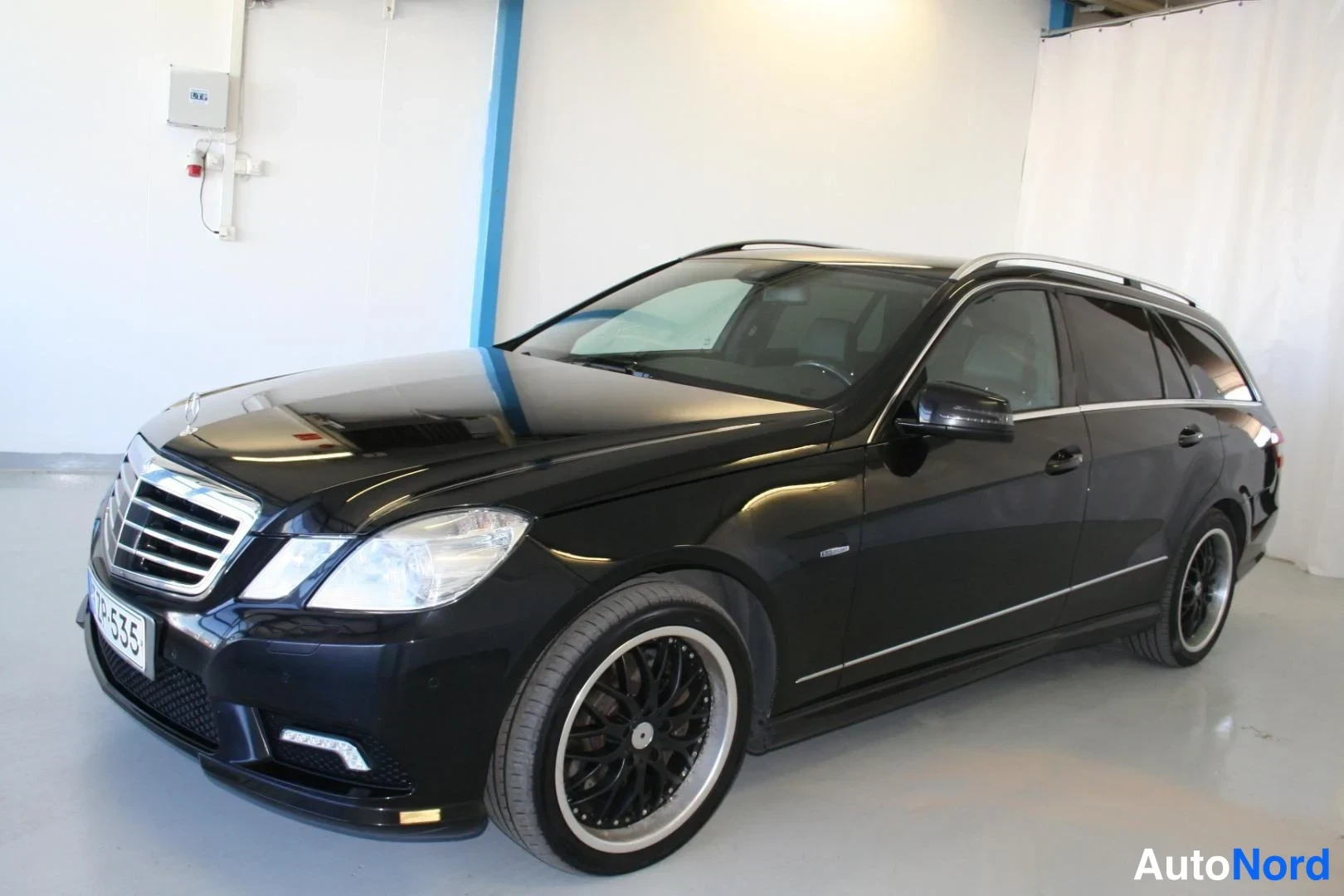 Mercedes-Benz E 350 CDI 4MATIC 2011