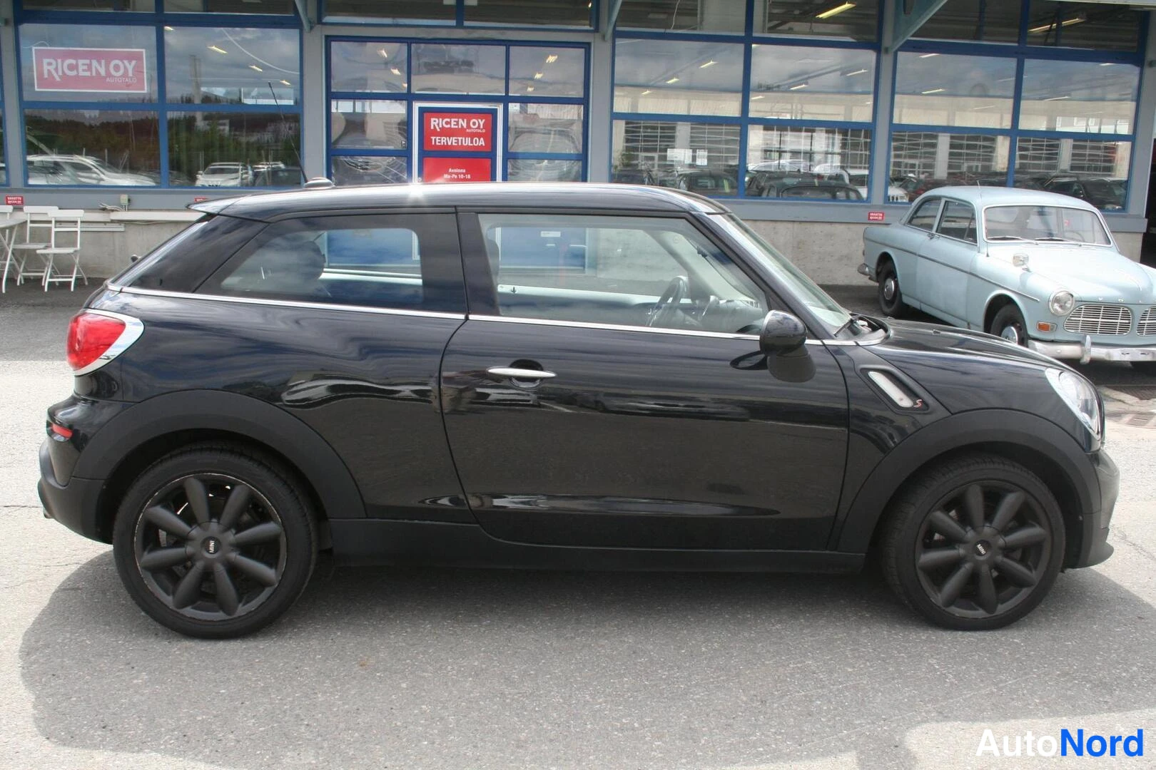 Musta Mini Paceman 2014, takaviisto, kuva 3