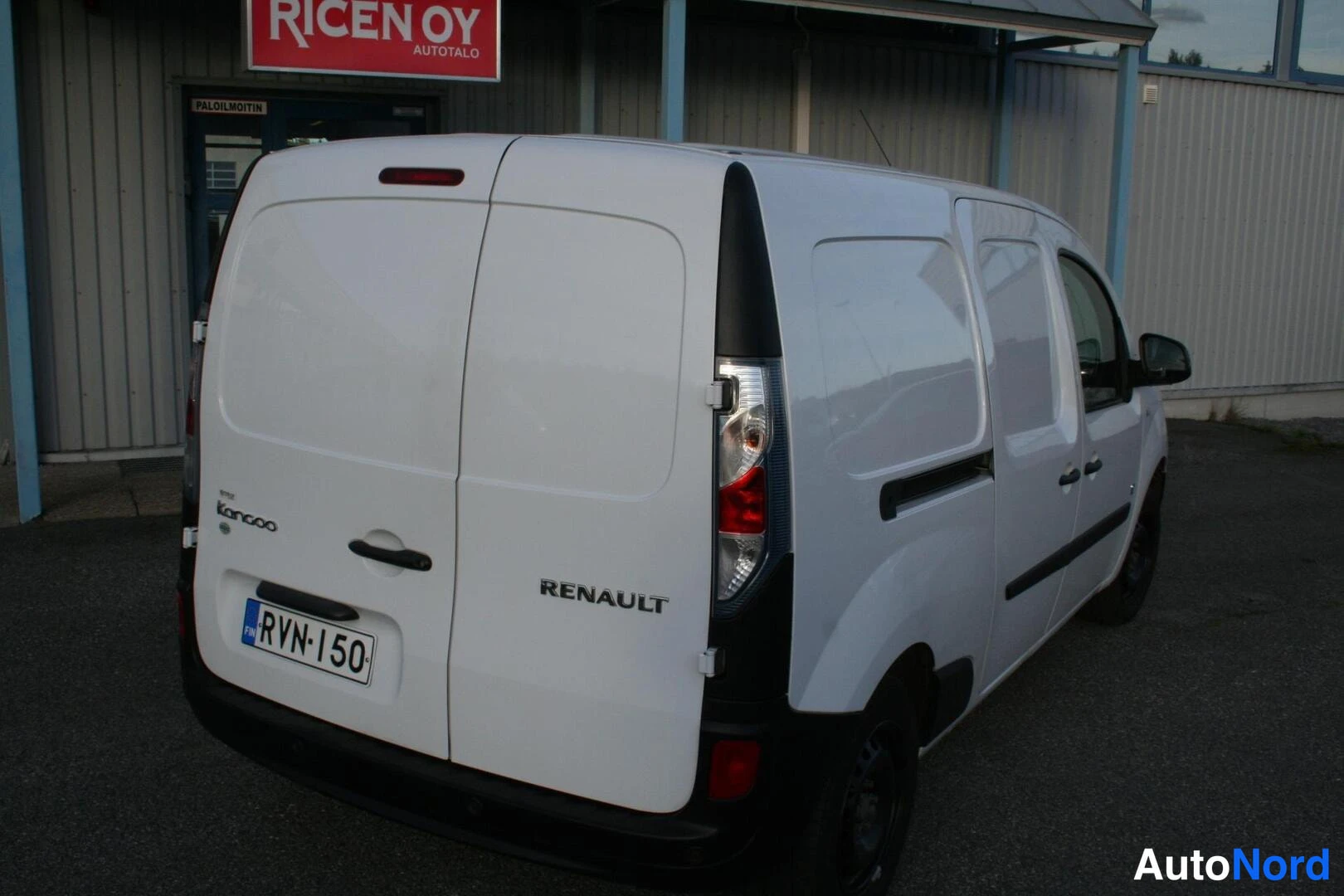 Valkoinen Renault Kangoo Express 2016, takaviisto, kuva 4