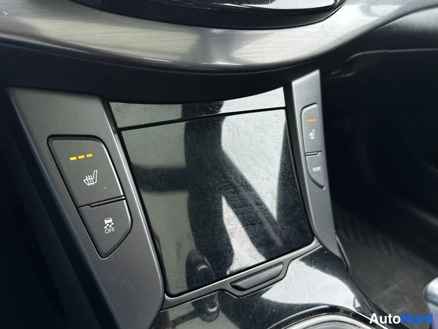Sininen Hyundai i40 2013, yksityiskohta, kuva 6